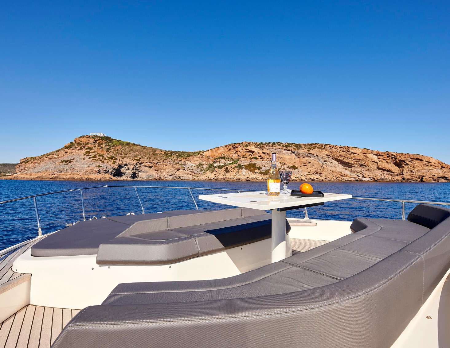 Motor yacht El Petas 17.12m by Ferretti — photo 6