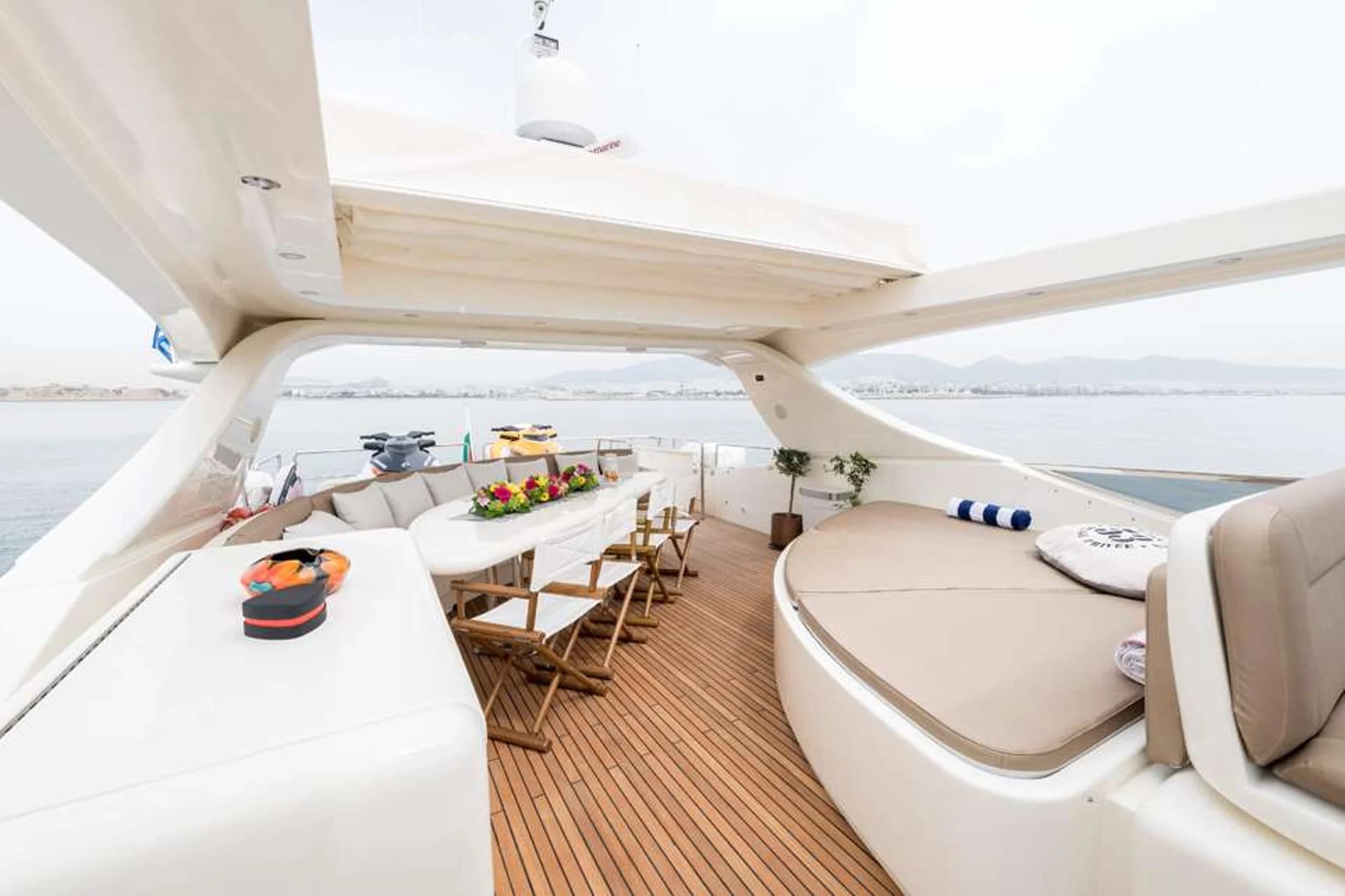 Motor yacht STAR LINK 27.65m by Falcon — photo 5