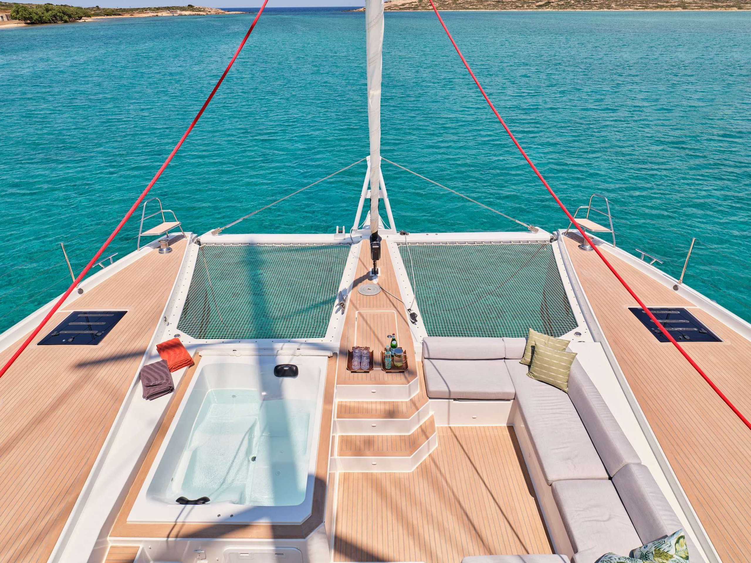 Sailing yacht PIXIE 20.36m by Fountaine Pajot — photo 6