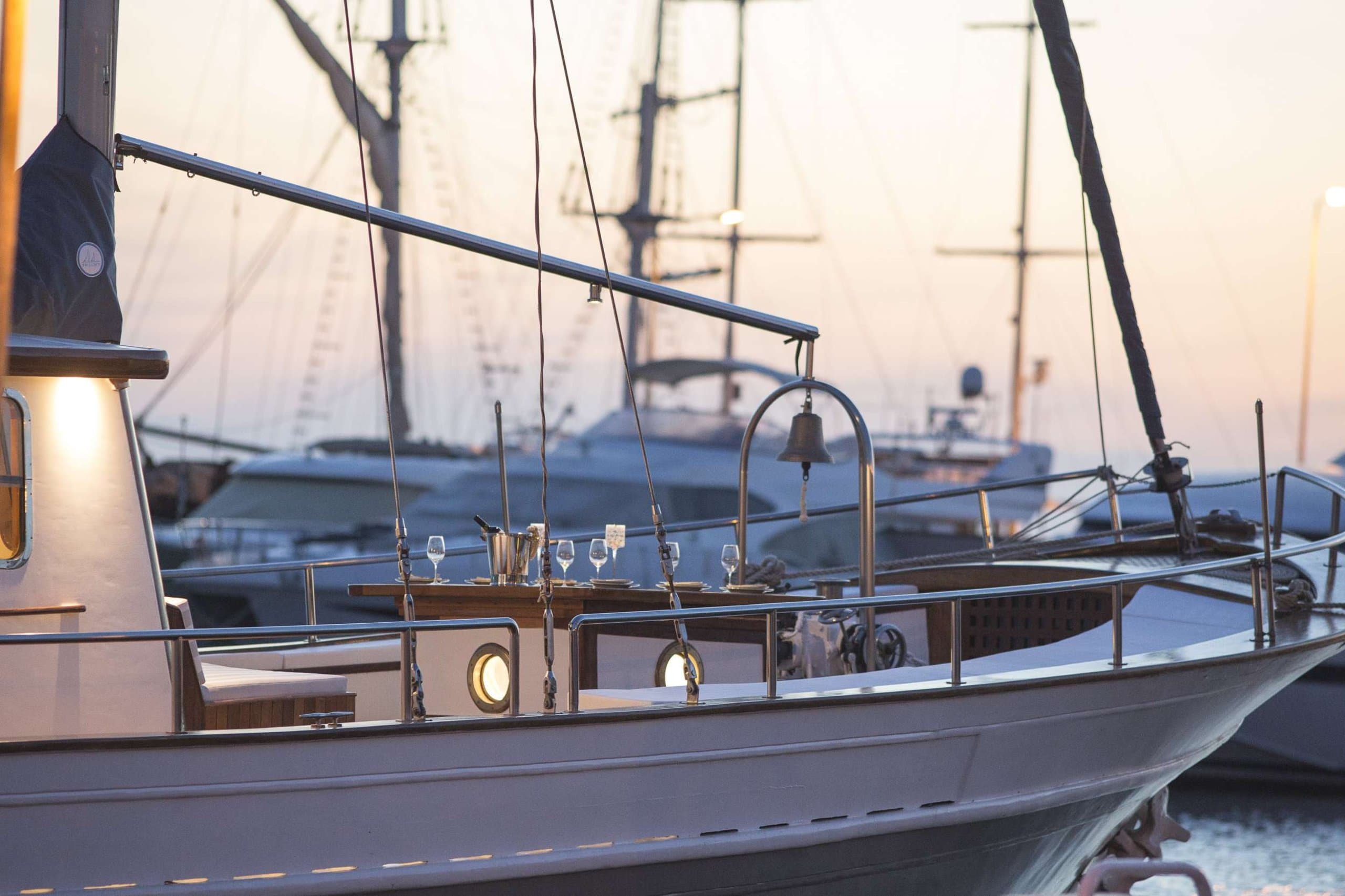 Motor yacht COSMOS 24.81m — photo 3