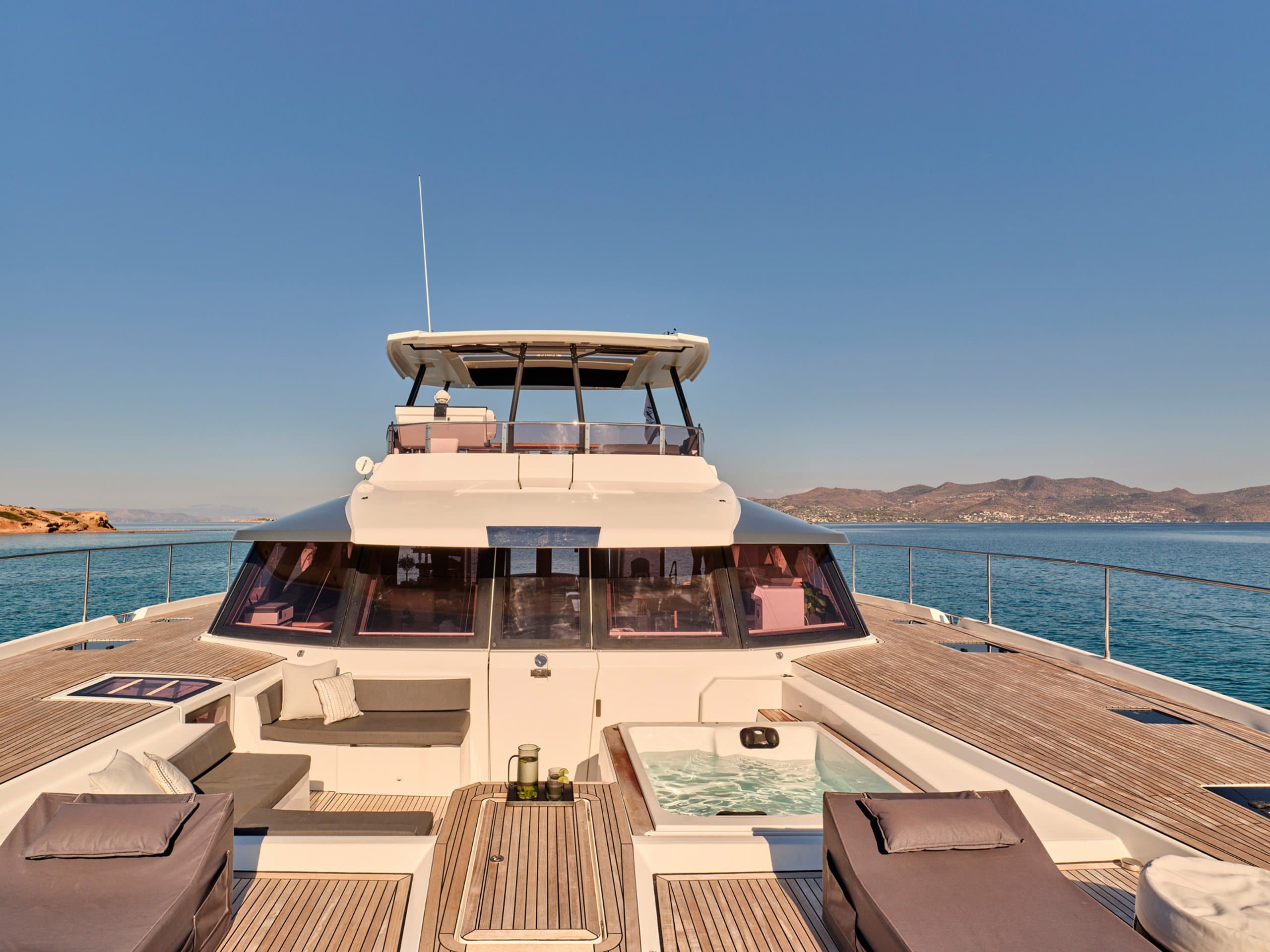 Motor yacht CHRISTAL MIO 20.36m by Fountaine Pajot — photo 7