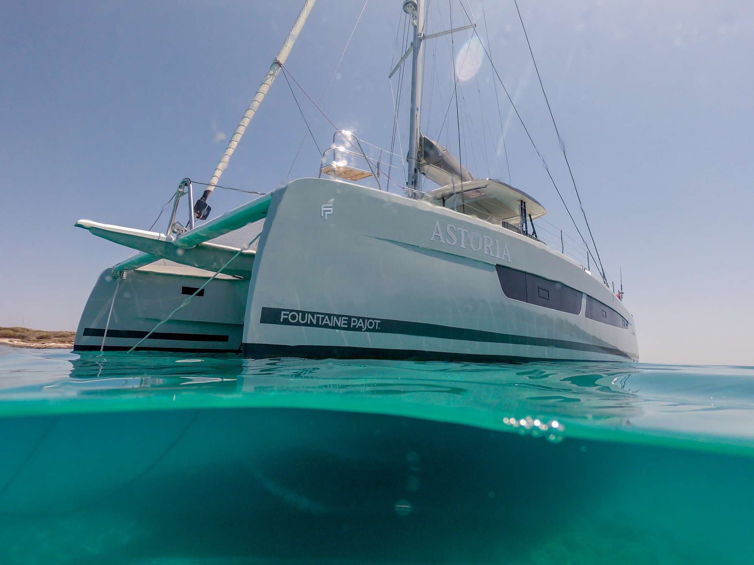Sailing yacht ASTORIA 18.78m by Fountaine Pajot — photo 2