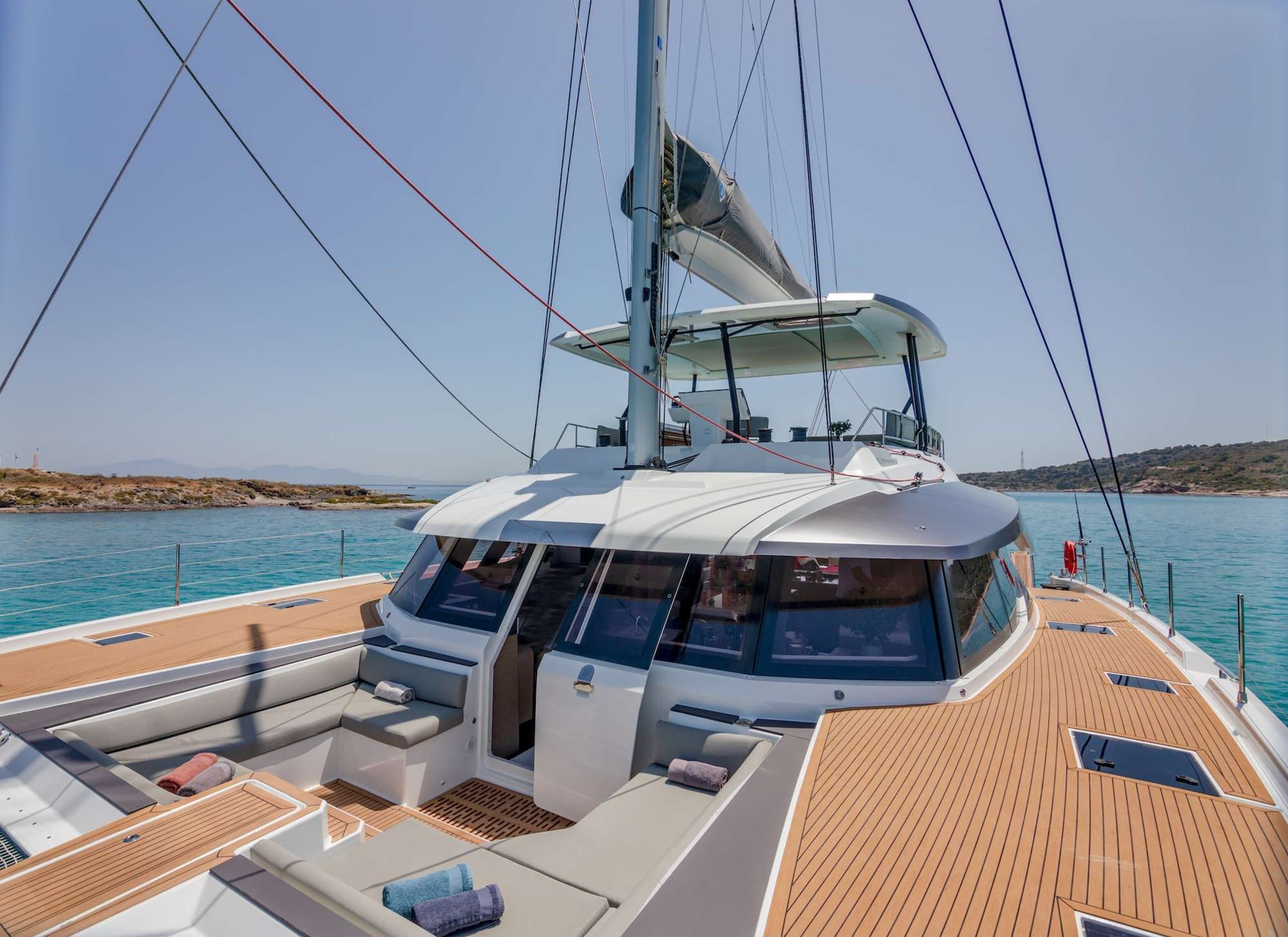 Sailing yacht ASTORIA 18.78m by Fountaine Pajot — photo 3