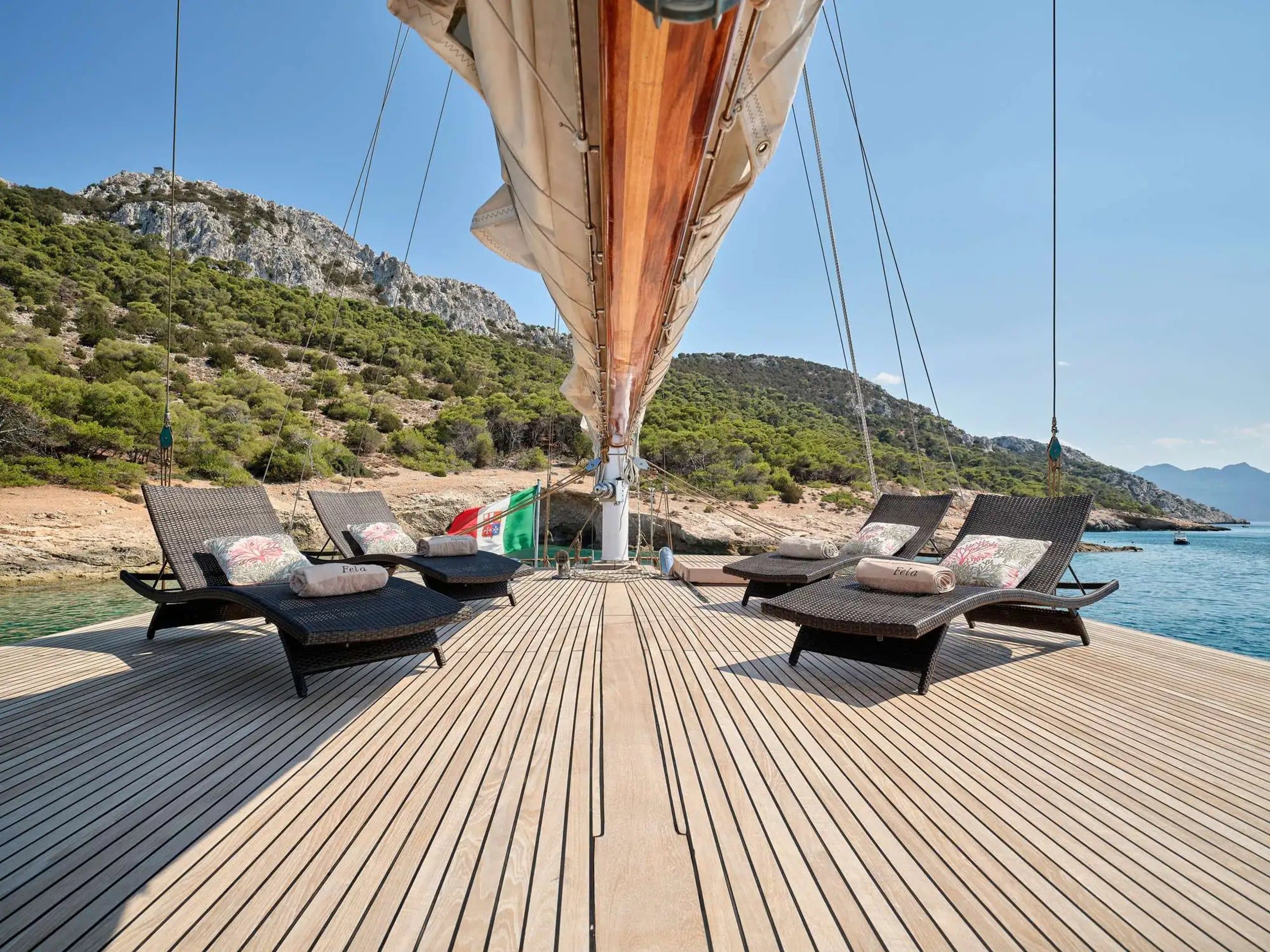 Motor yacht MYRA 27.43m by Custom Built Aluminum Cutter — photo 3