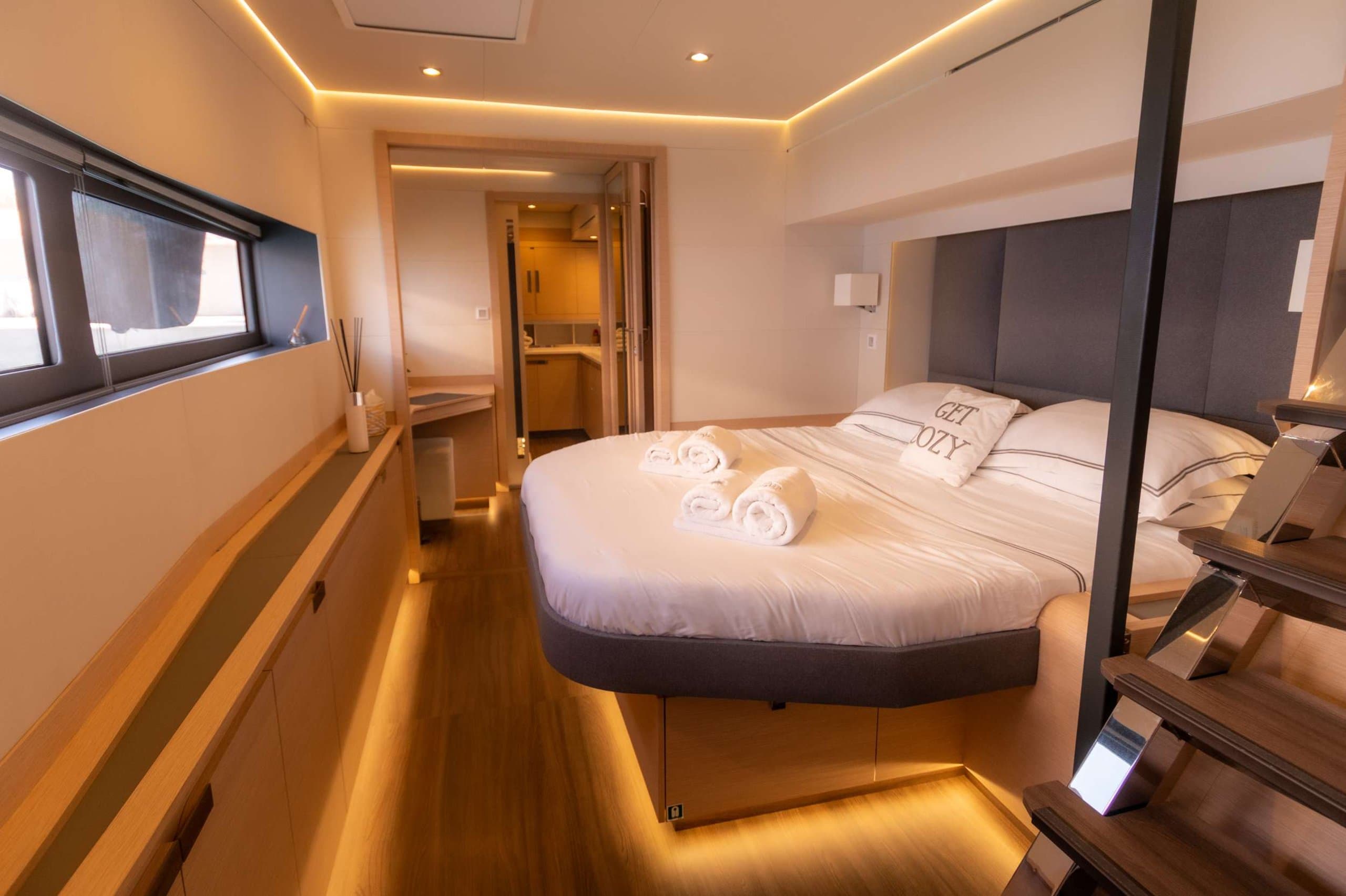 Sailing yacht SERENISSIMA 20.36m by Fountaine Pajot — photo 7