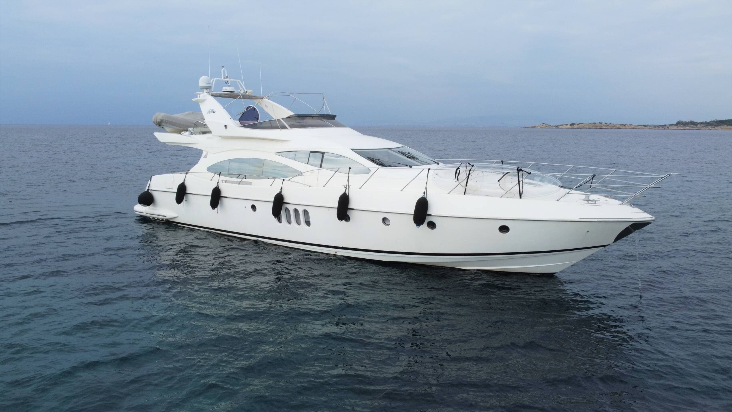 Motor yacht BLUE MED 20.8m by Azimut Yachts — photo 2
