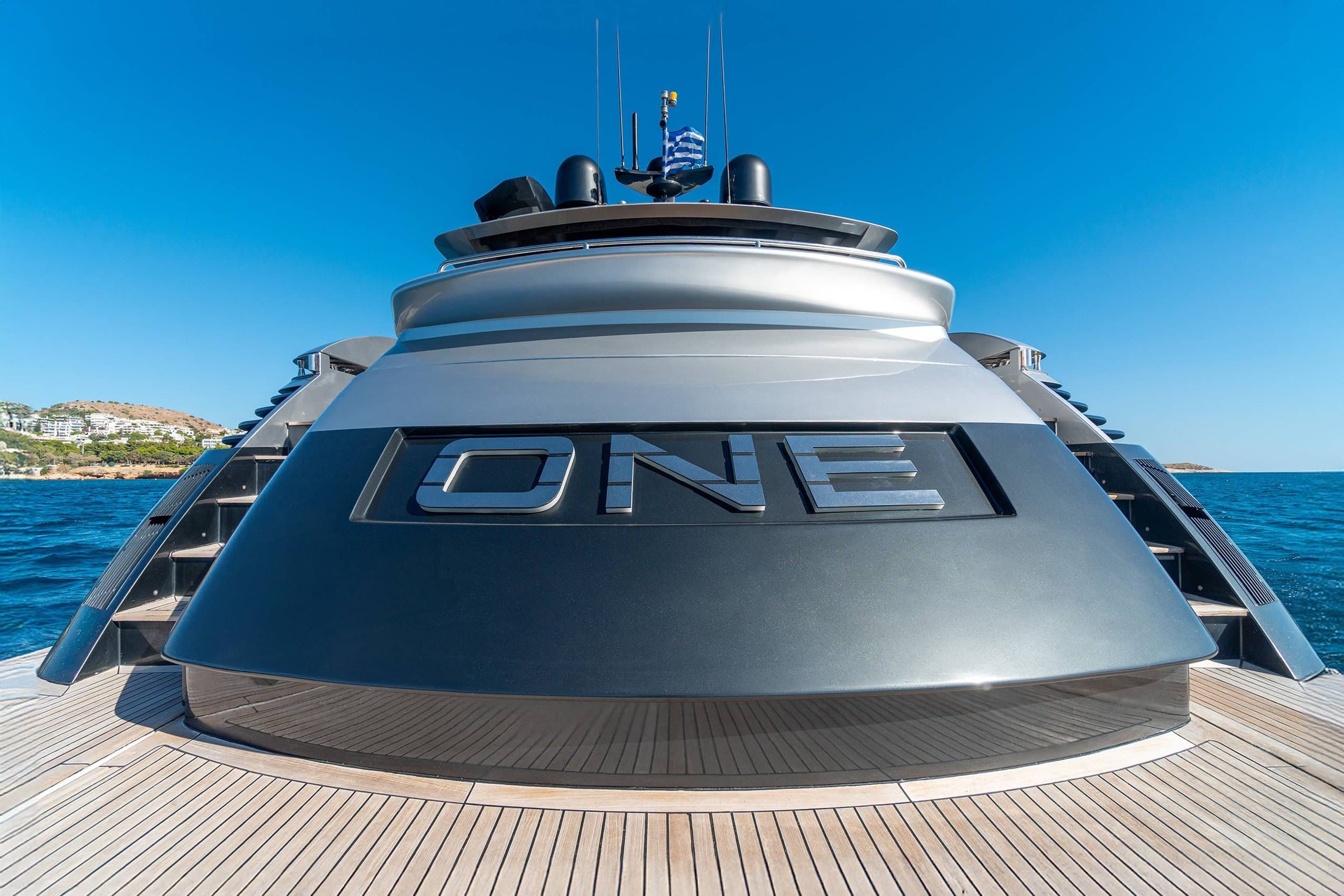 Motor yacht ONE 27.42m by Pershing — photo 7
