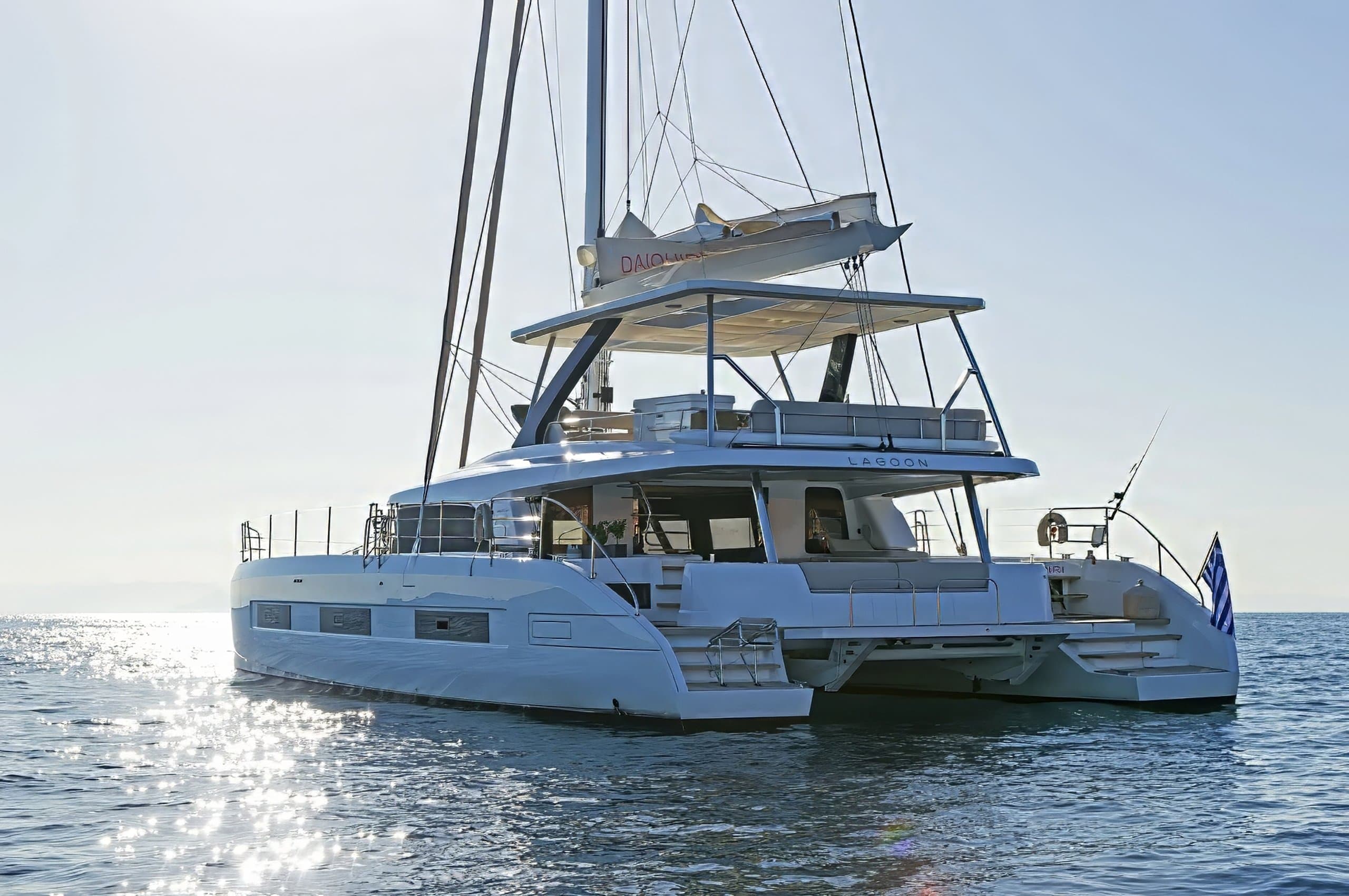Sailing yacht DAIQUIRI 20.55m by Lagoon — photo 3