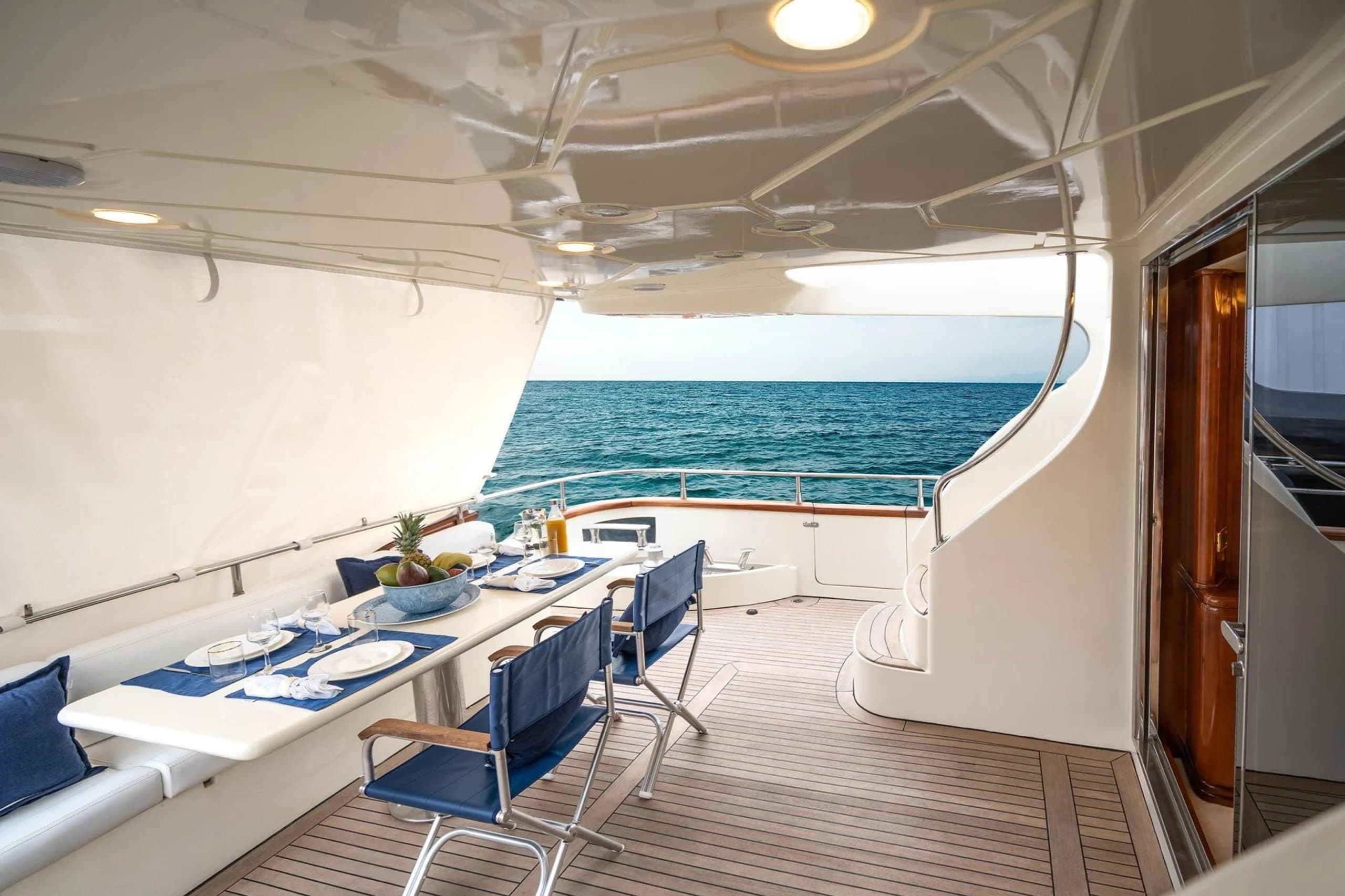 Motor yacht ESTIA ZEUS 22.65m by Azimut — photo 8