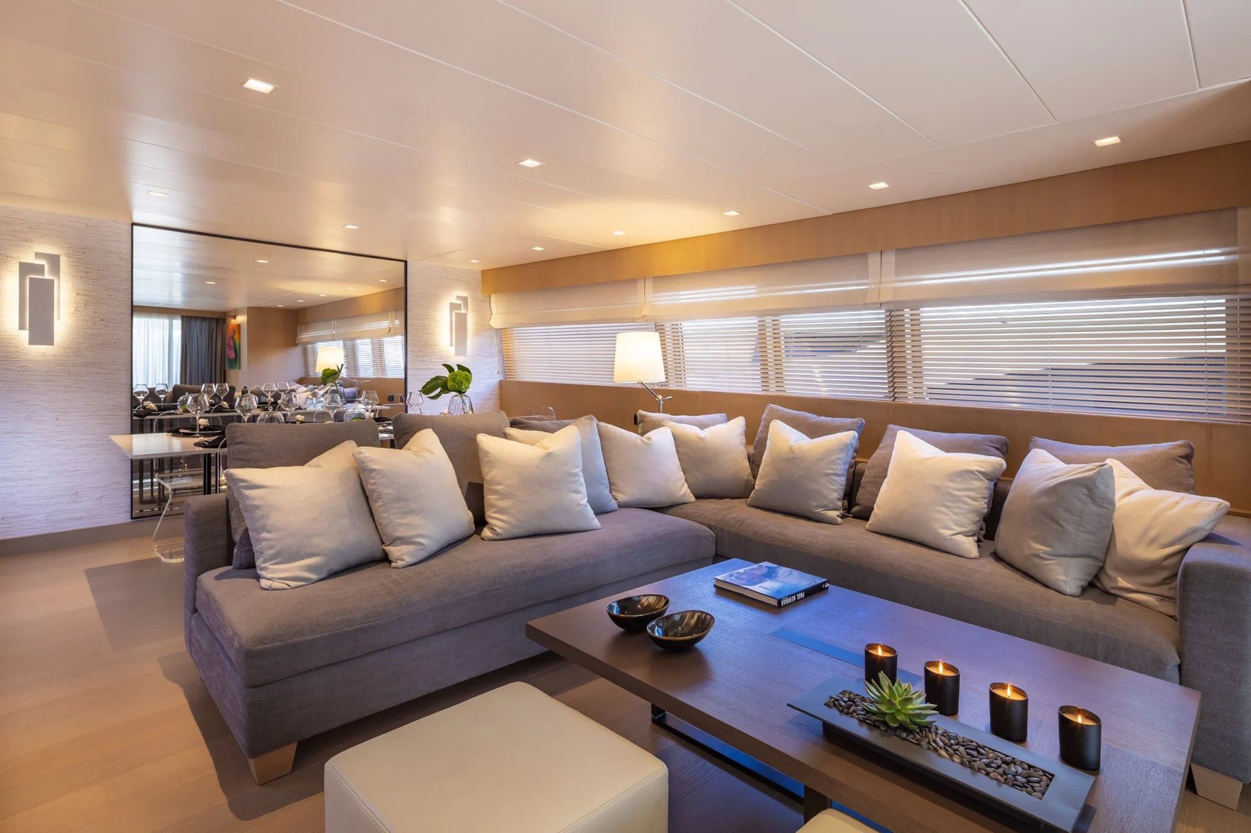 Motor yacht SUMMER FUN 30.8m by Admiral Yachts — photo 8