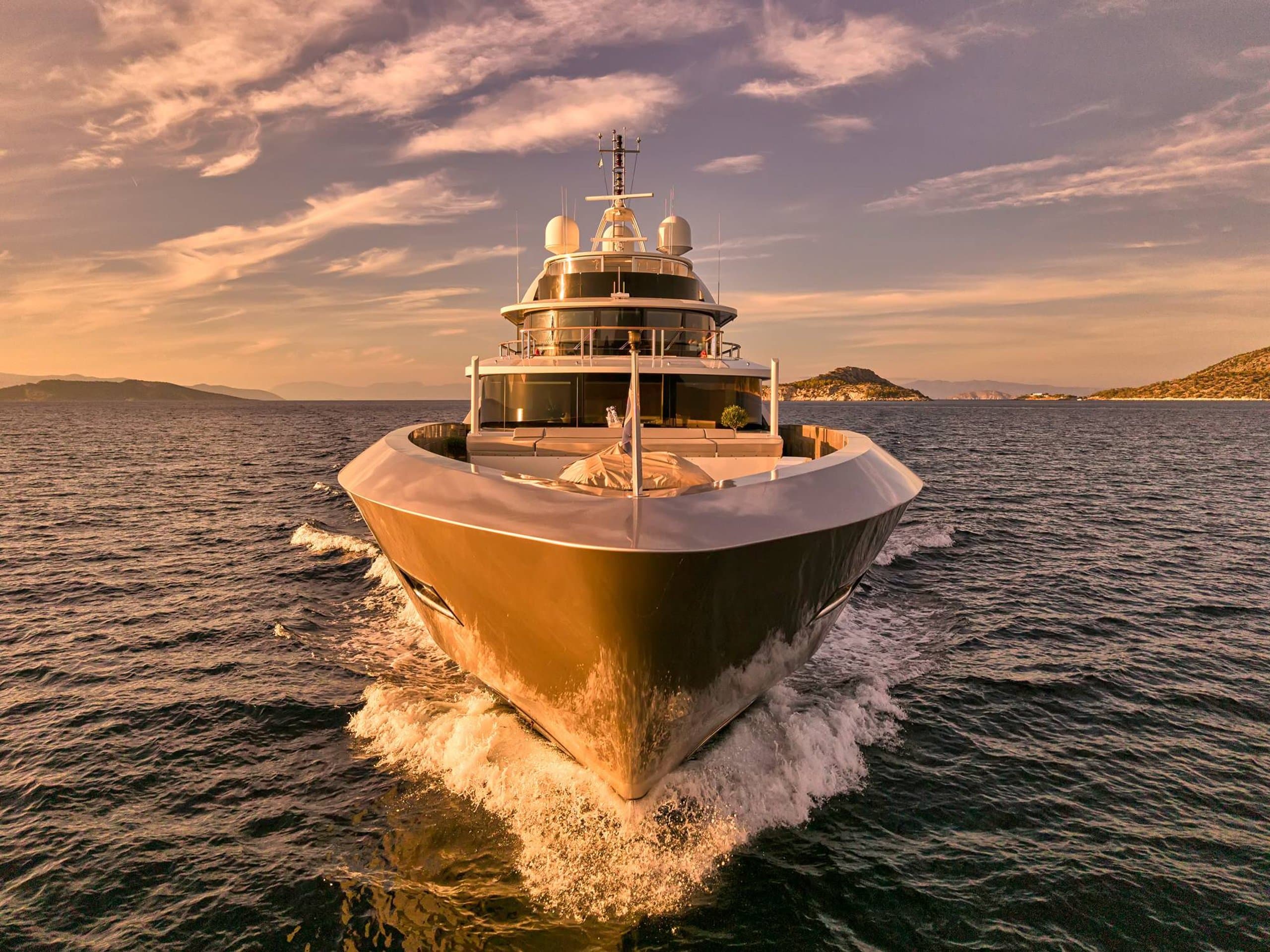 Motor yacht LA PELLEGRINA 1 50m by Couach — photo 3
