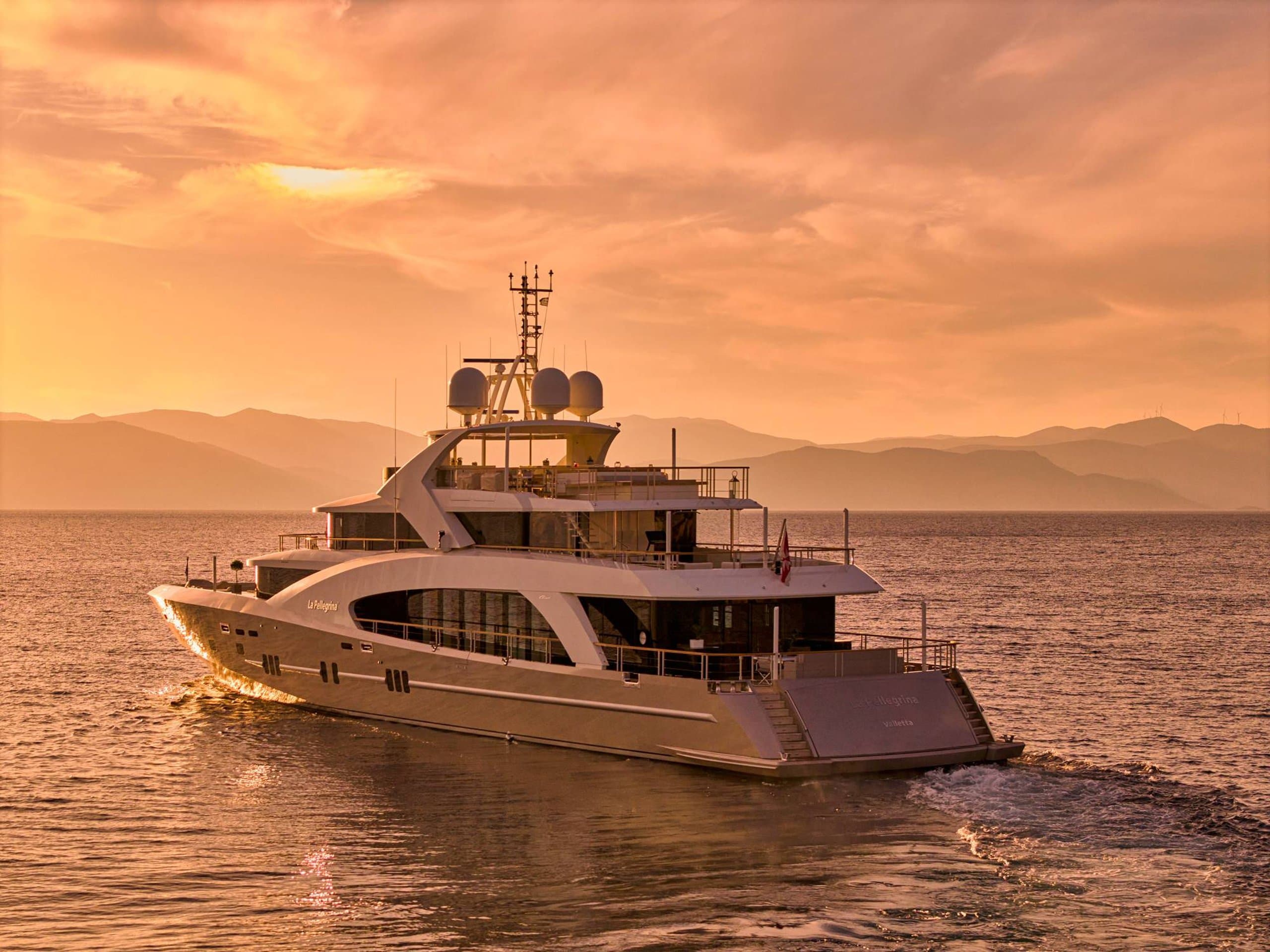 Motor yacht LA PELLEGRINA 1 50m by Couach — photo 4