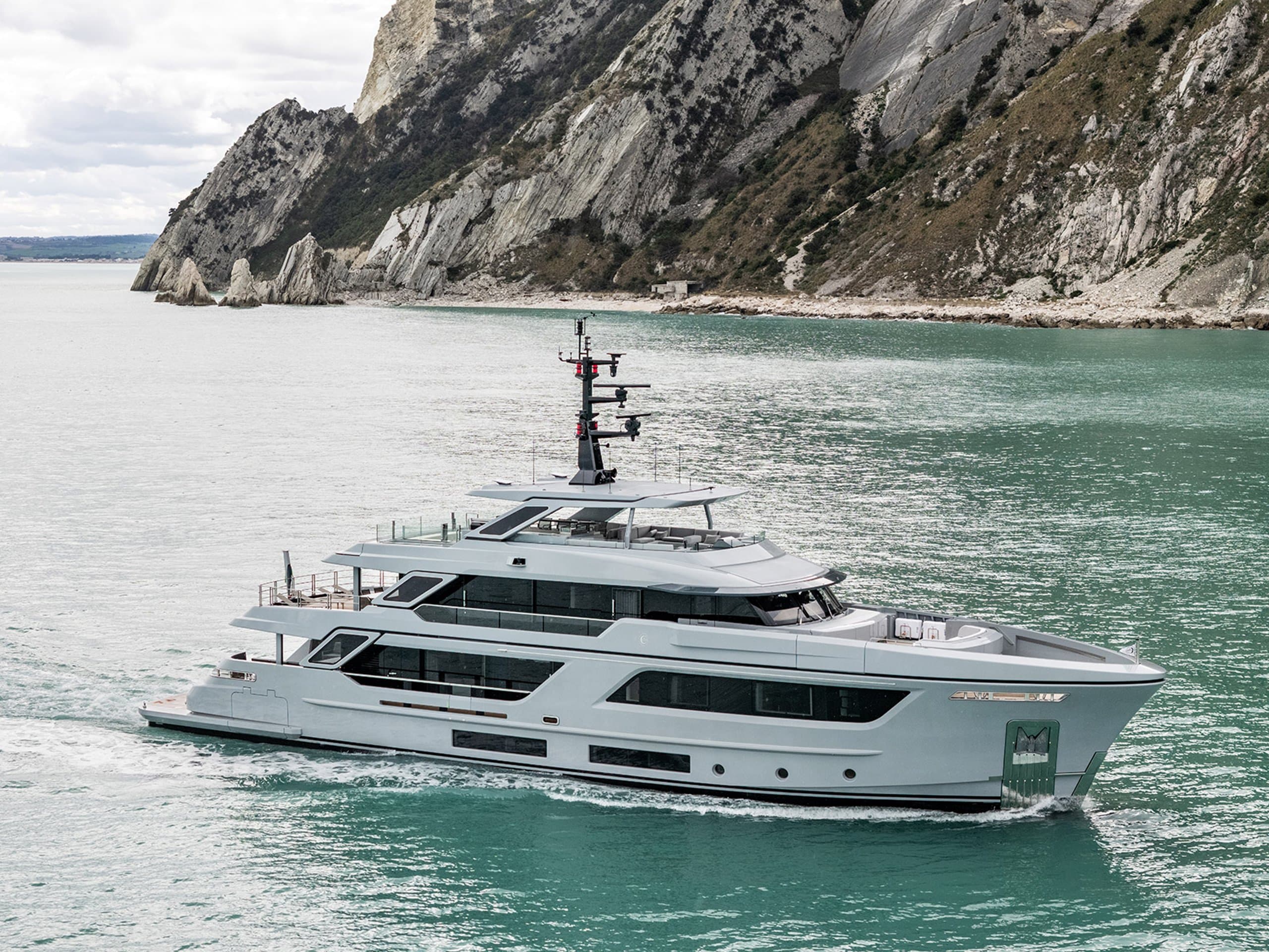 Motor yacht PAZIENZA 35m by Cantiere delle Marche — photo 2
