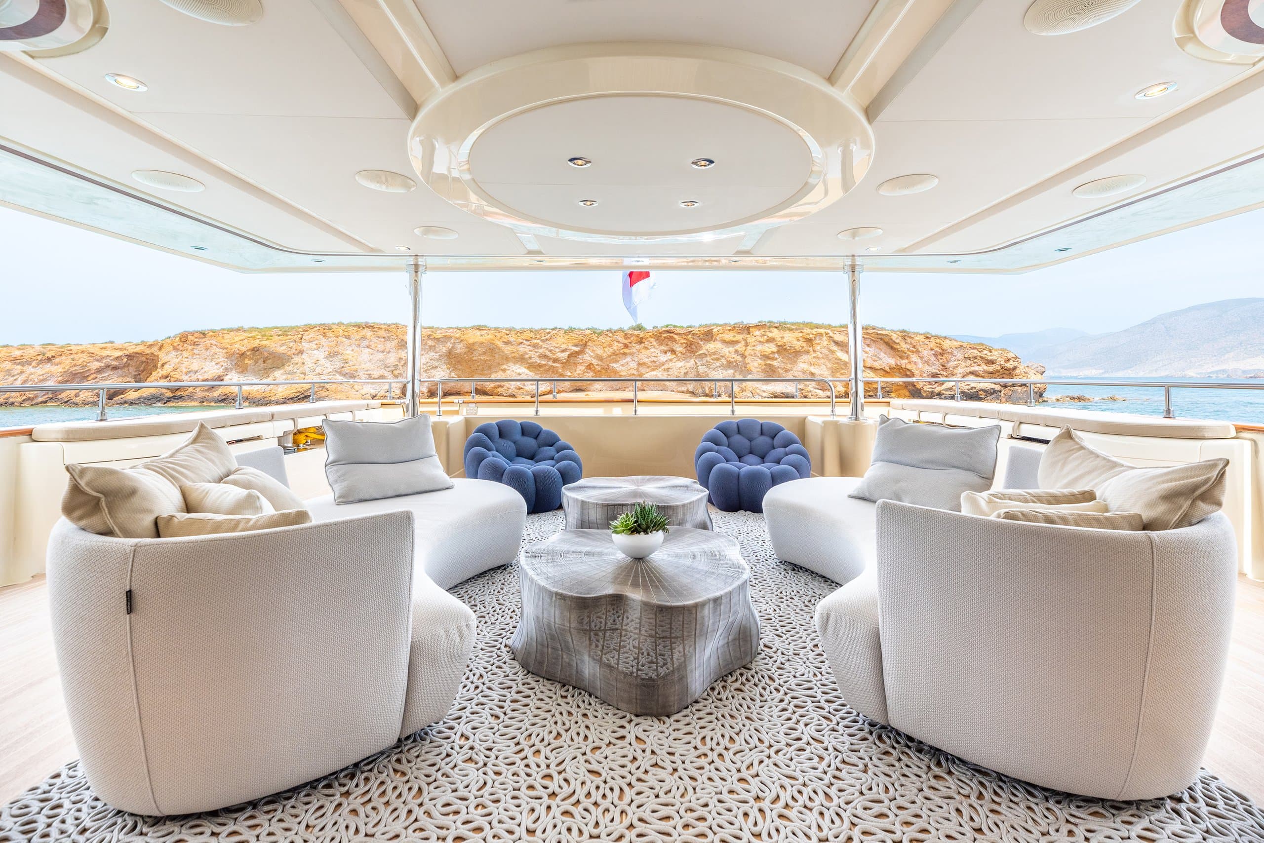 Motor yacht BUNKER 40.5m by CRN Ancona — photo 4