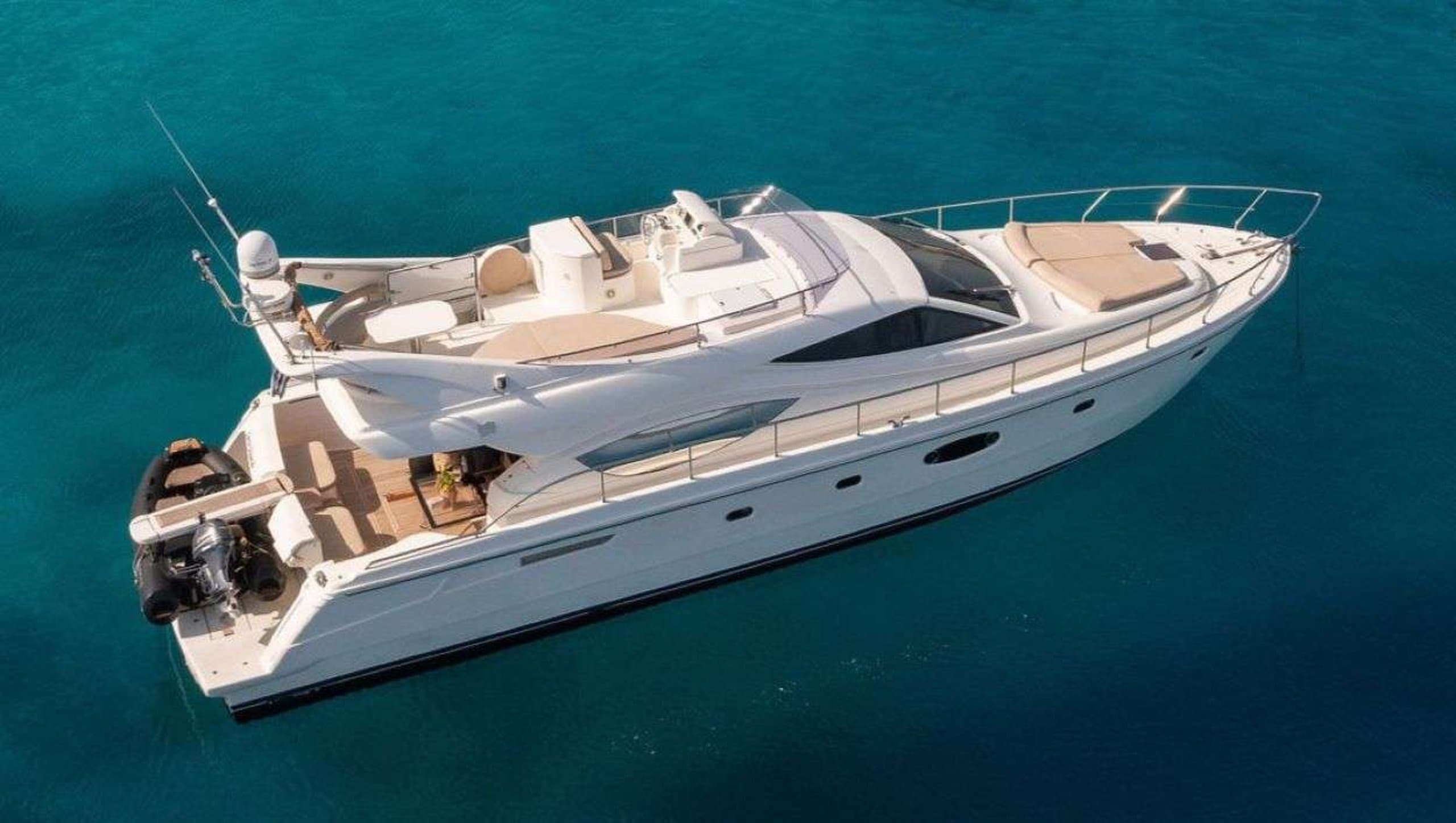 Motor yacht CARTE BLANCHE 17.37m by Ferretti — photo 4