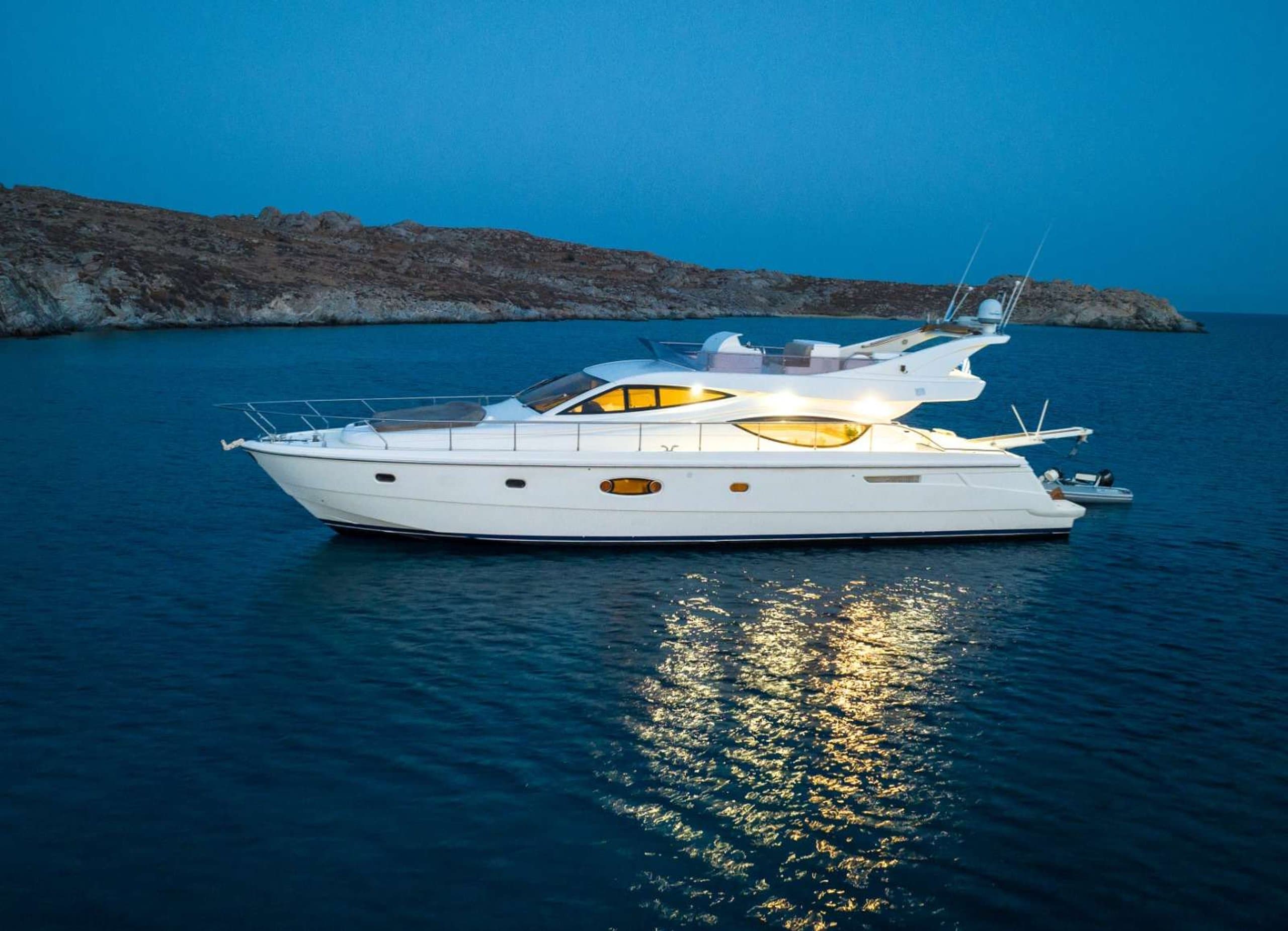Motor yacht CARTE BLANCHE 17.37m by Ferretti — photo 5