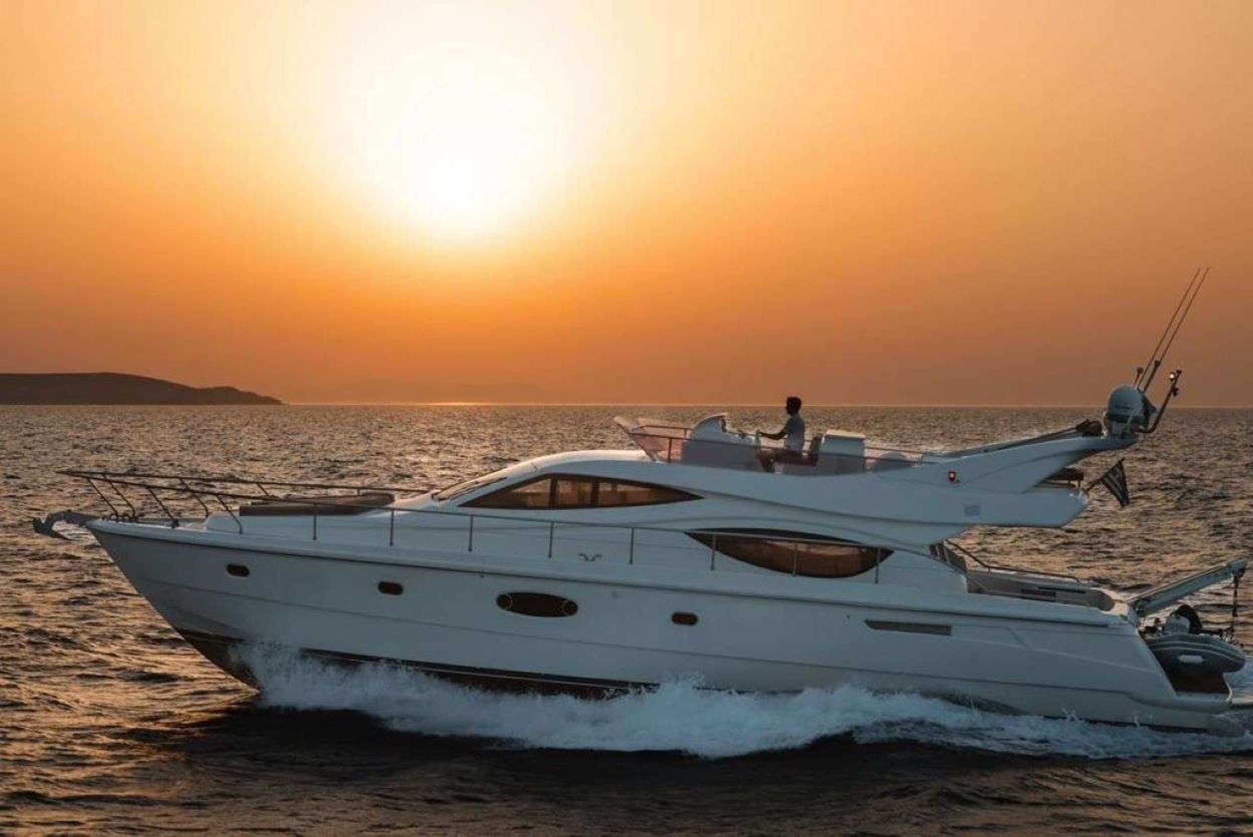 Motor yacht CARTE BLANCHE 17.37m by Ferretti — photo 6