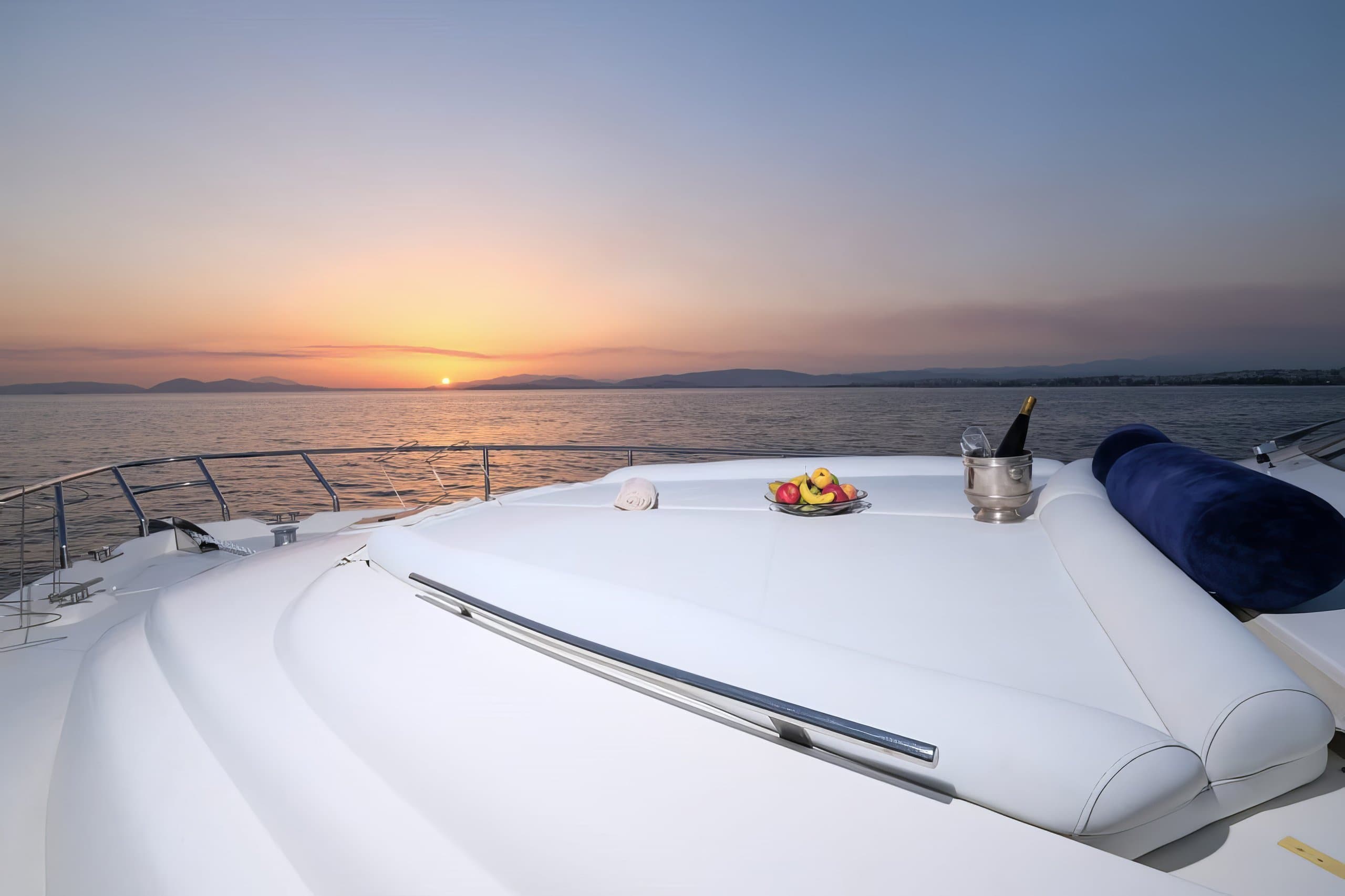 Motor yacht SUMMER THERAPY 20.5m by Aicon — photo 4