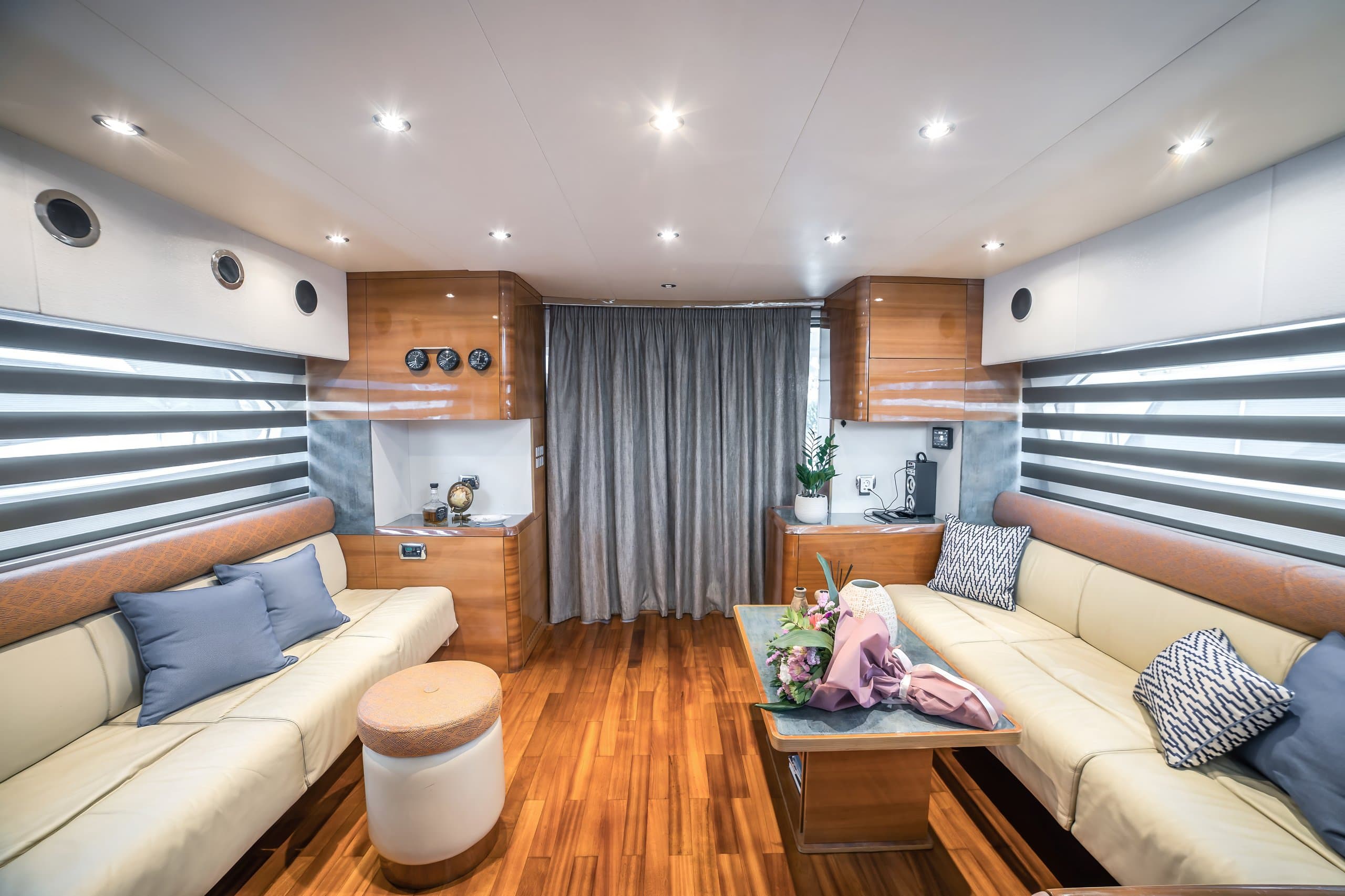 Motor yacht SUMMER THERAPY 20.5m by Aicon — photo 8