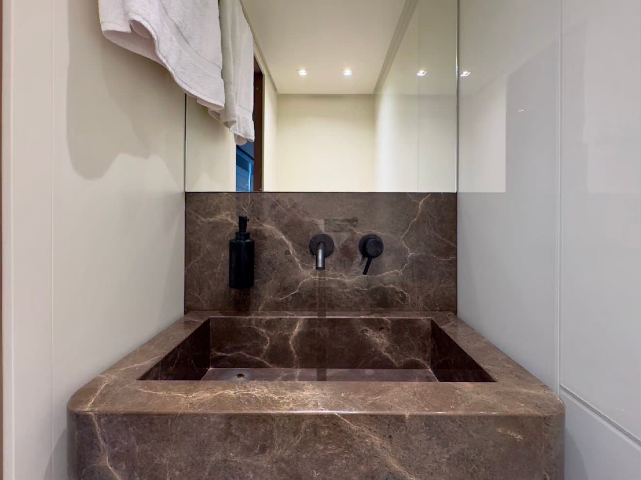 JUDY - bathroom | Drivas Yachts