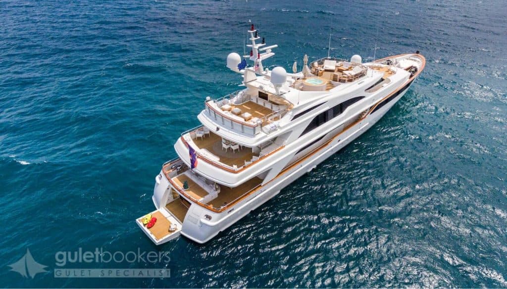 Motor yacht BARENTS 50m by Benetti — photo 8