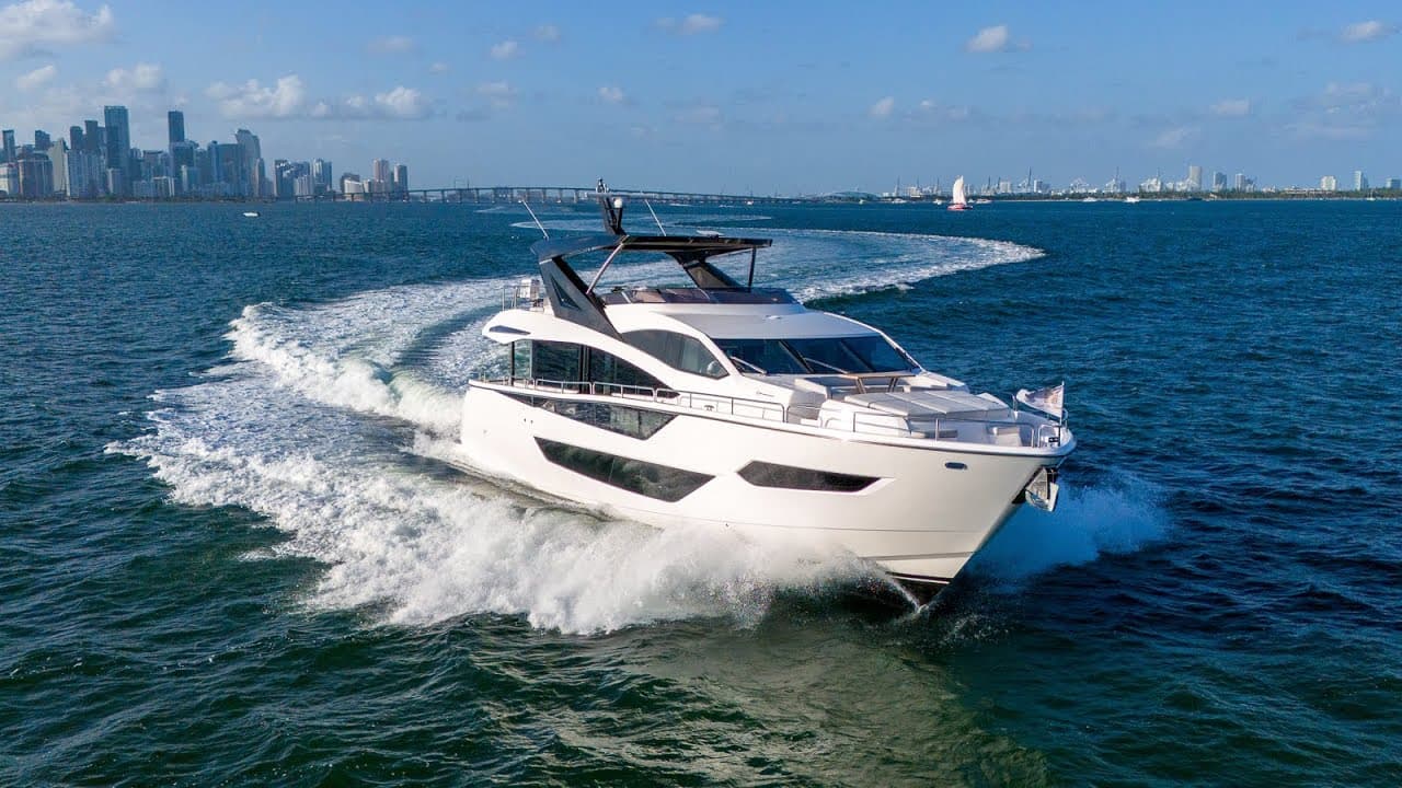 New Edge - ext running | Drivas Yachts