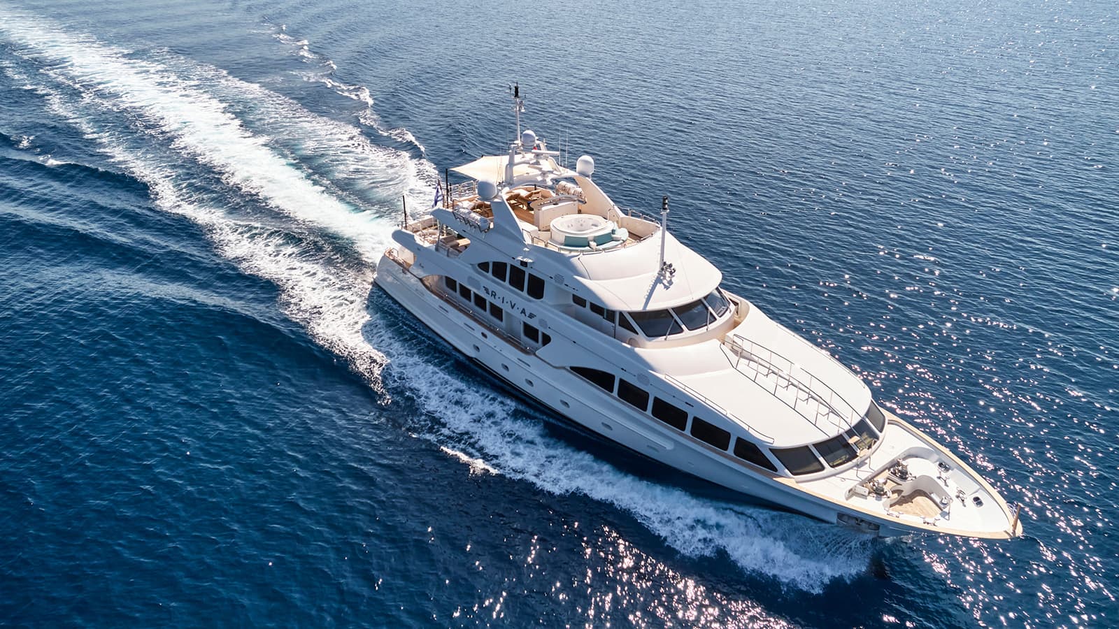 RIVA I - ext running | Drivas Yachts