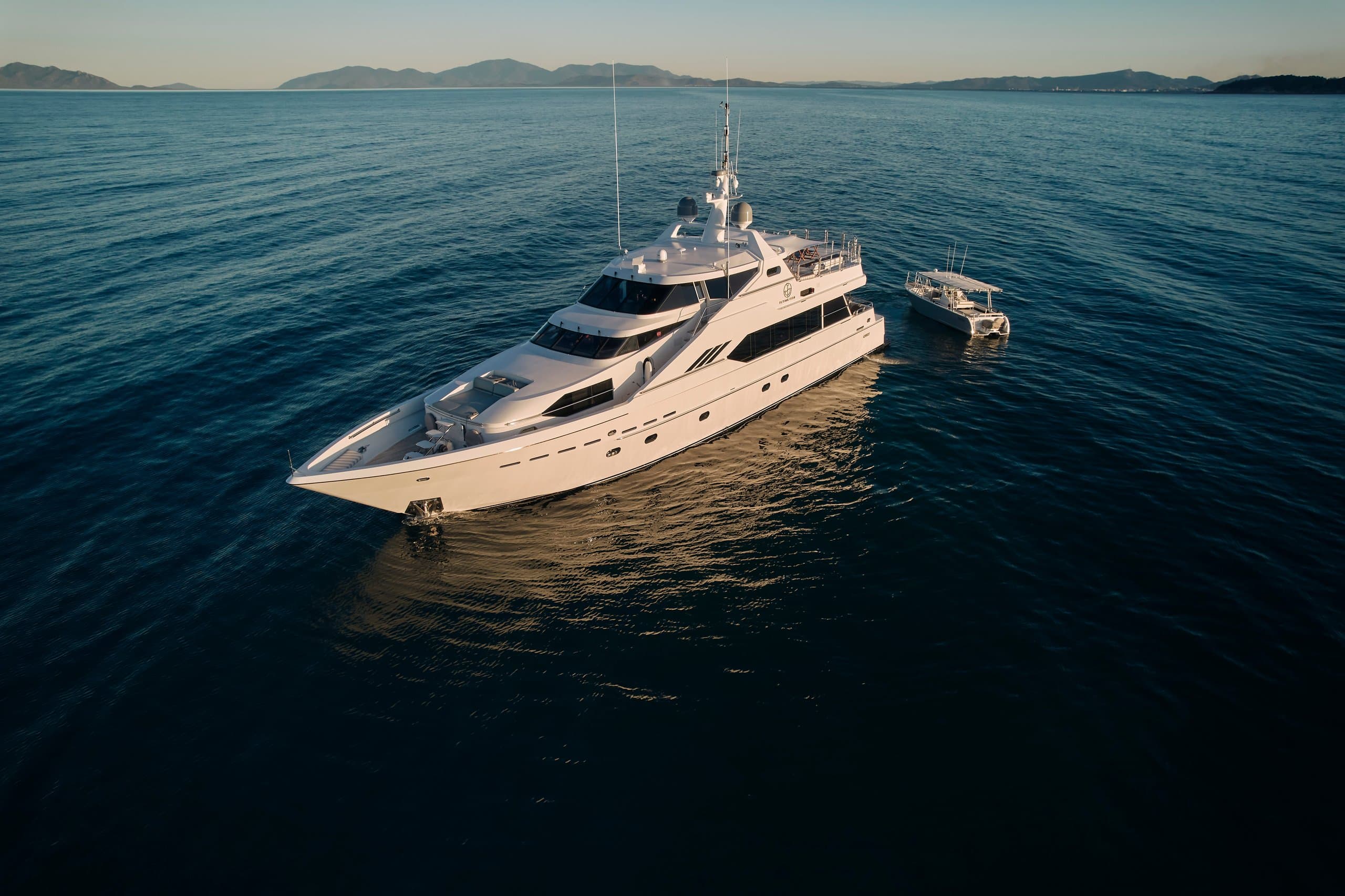 FLYING FISH | Drivas Yachts