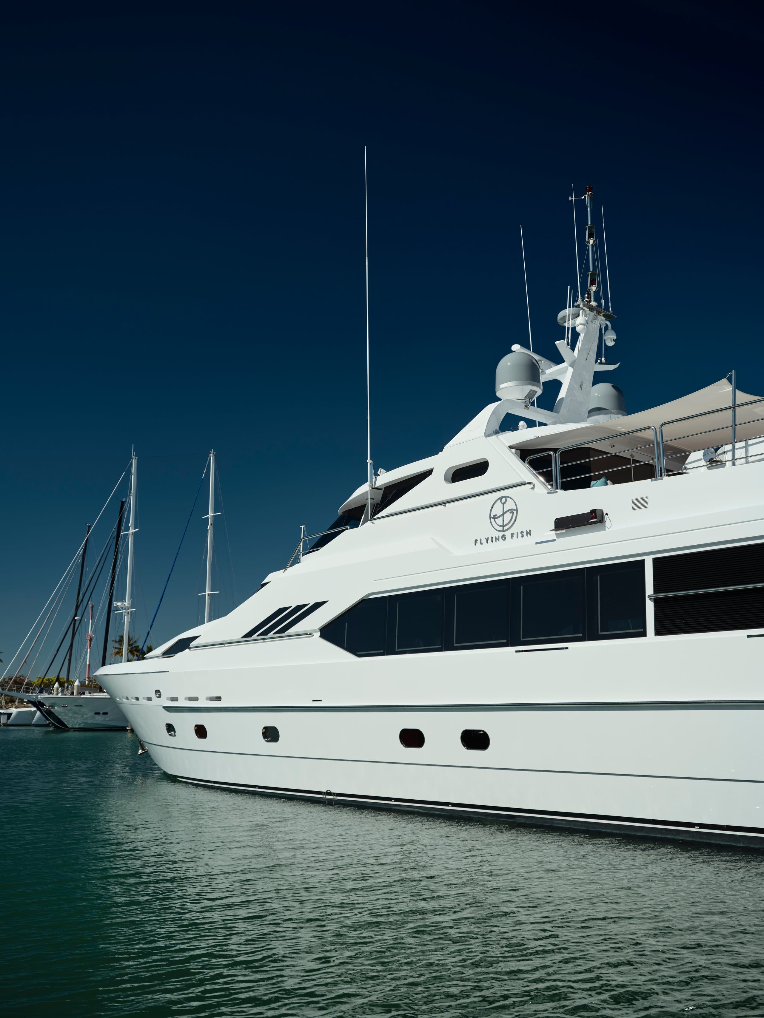 FLYING FISH | Drivas Yachts