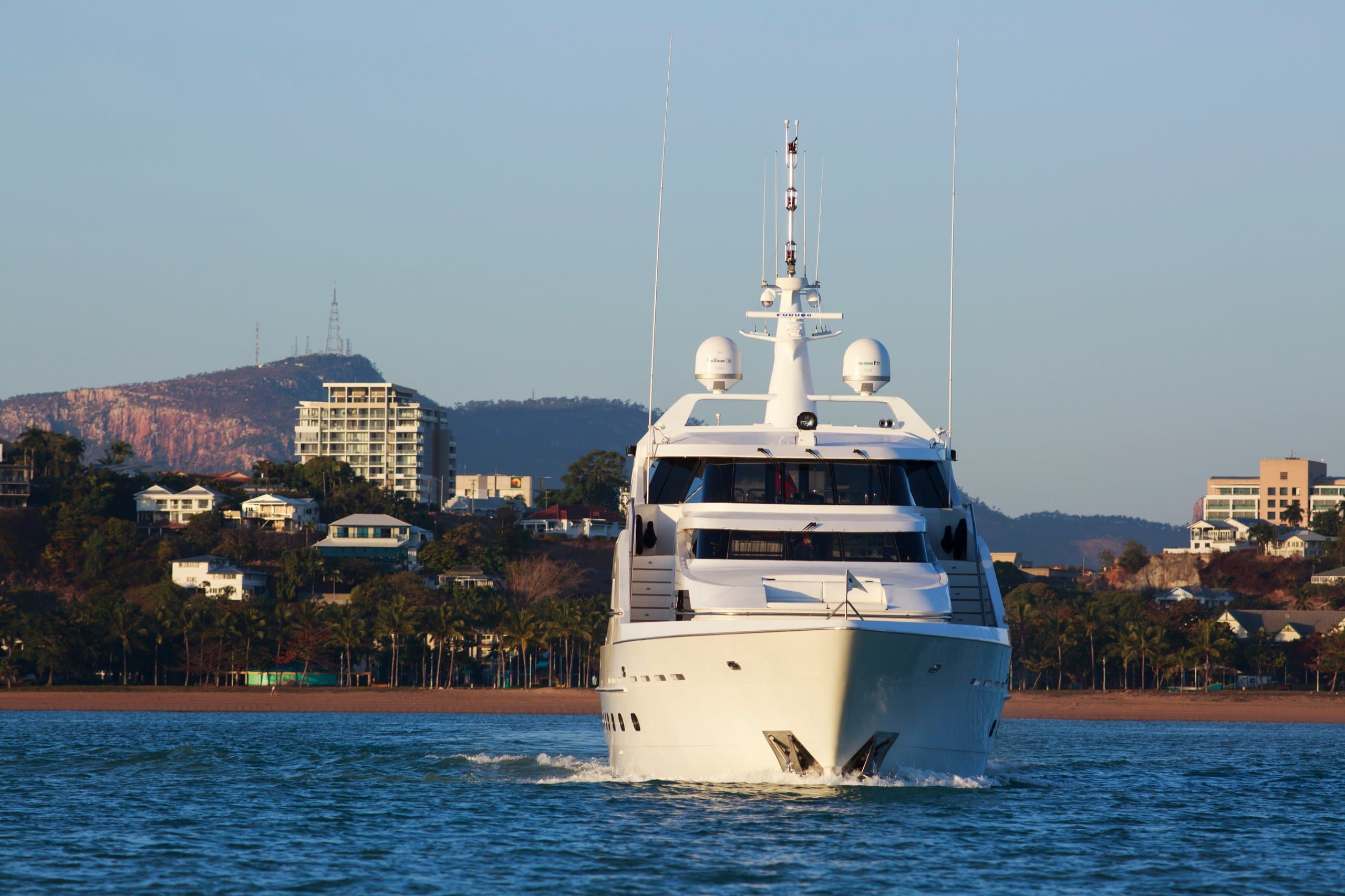 FLYING FISH | Drivas Yachts