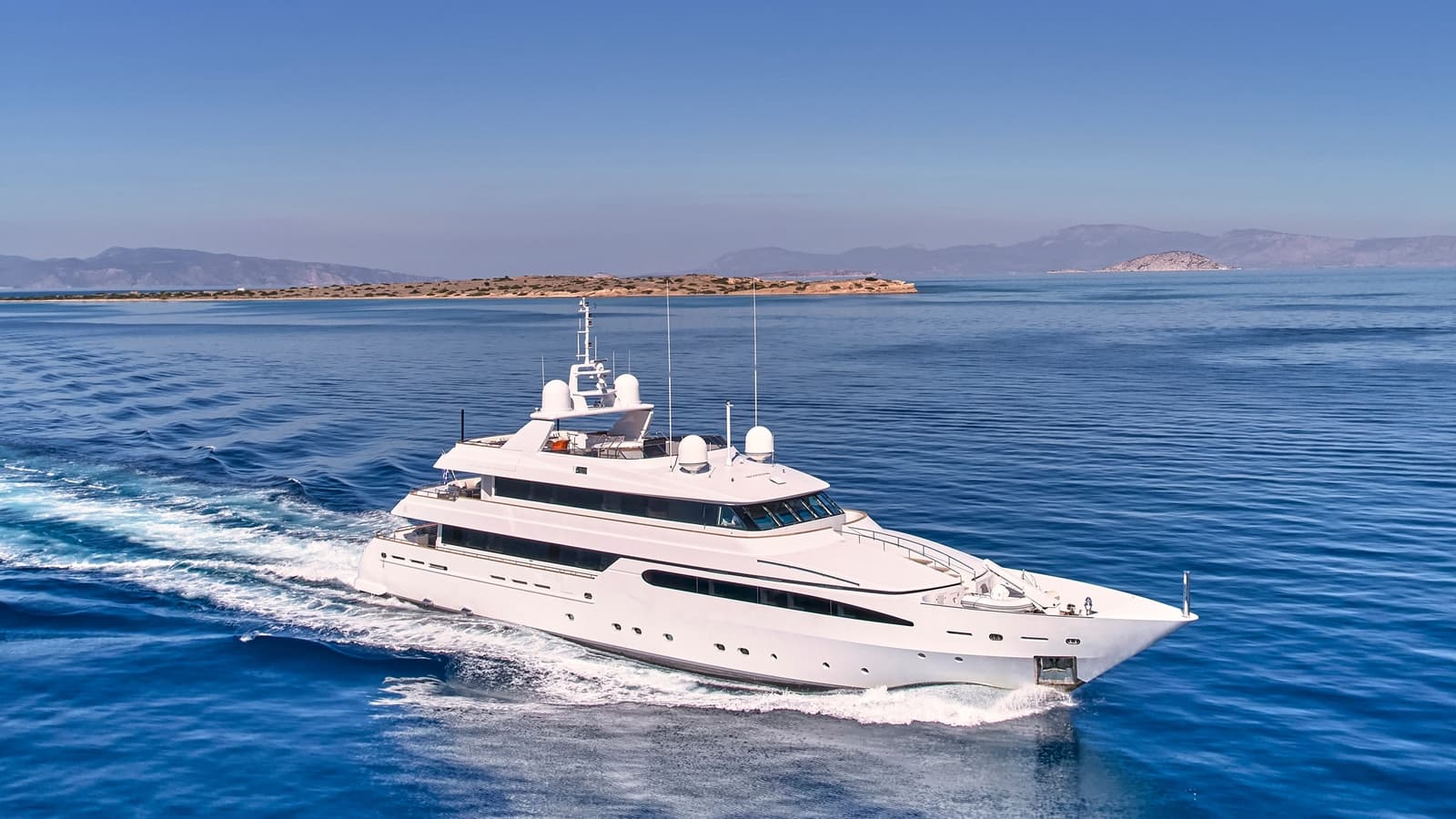 ARTEMISEA - ext running | Drivas Yachts