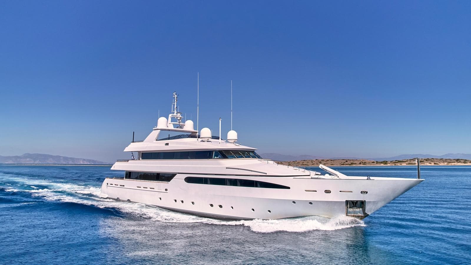 ARTEMISEA - ext stbd | Drivas Yachts