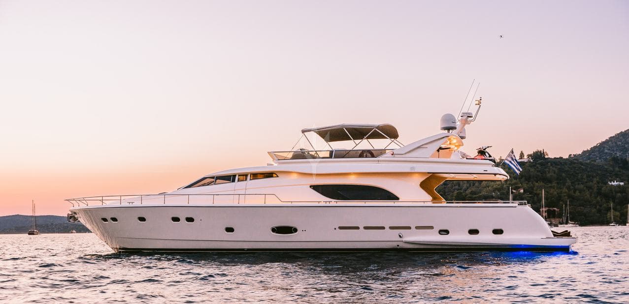 OXYGEN 8 - ext stbd | Drivas Yachts