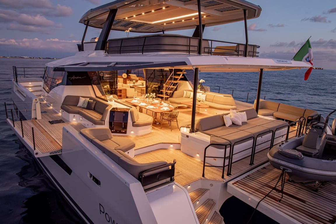 CAPRI | Thira 80 - deck aft | Drivas Yachts