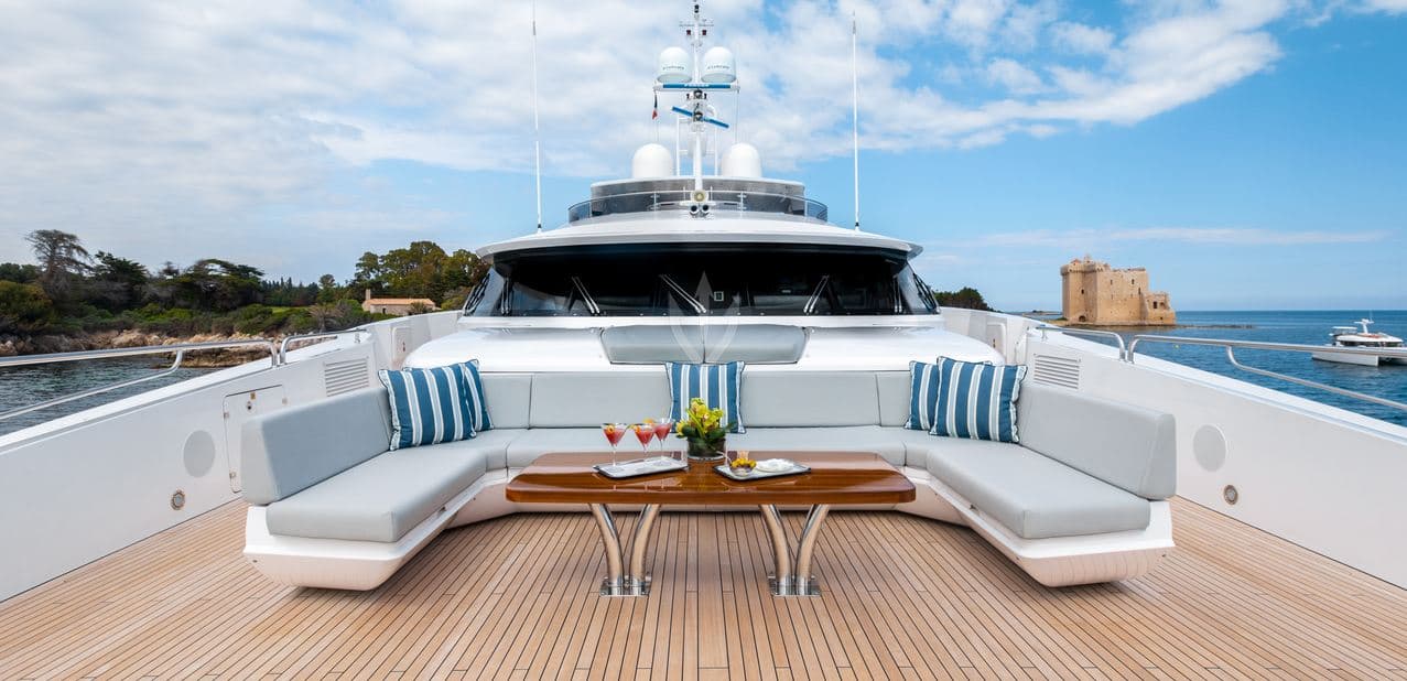 ARADOS - deck aft | Drivas Yachts
