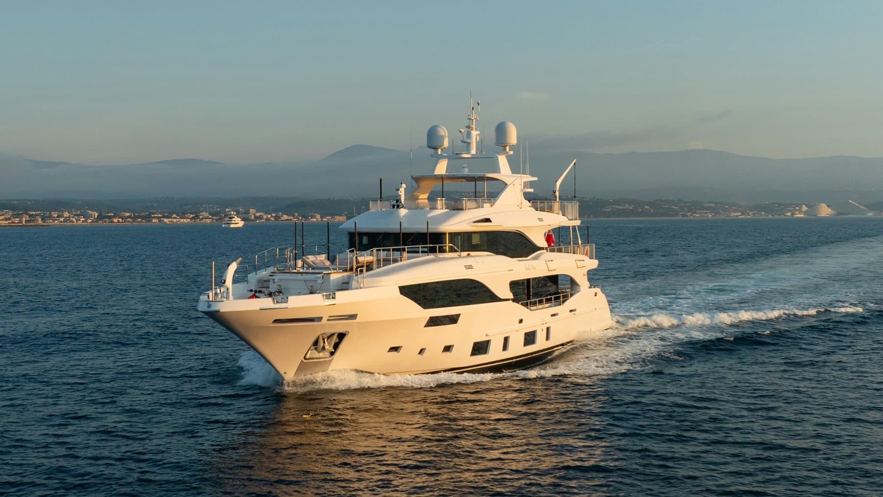 TRAMONTO - ext running | Drivas Yachts