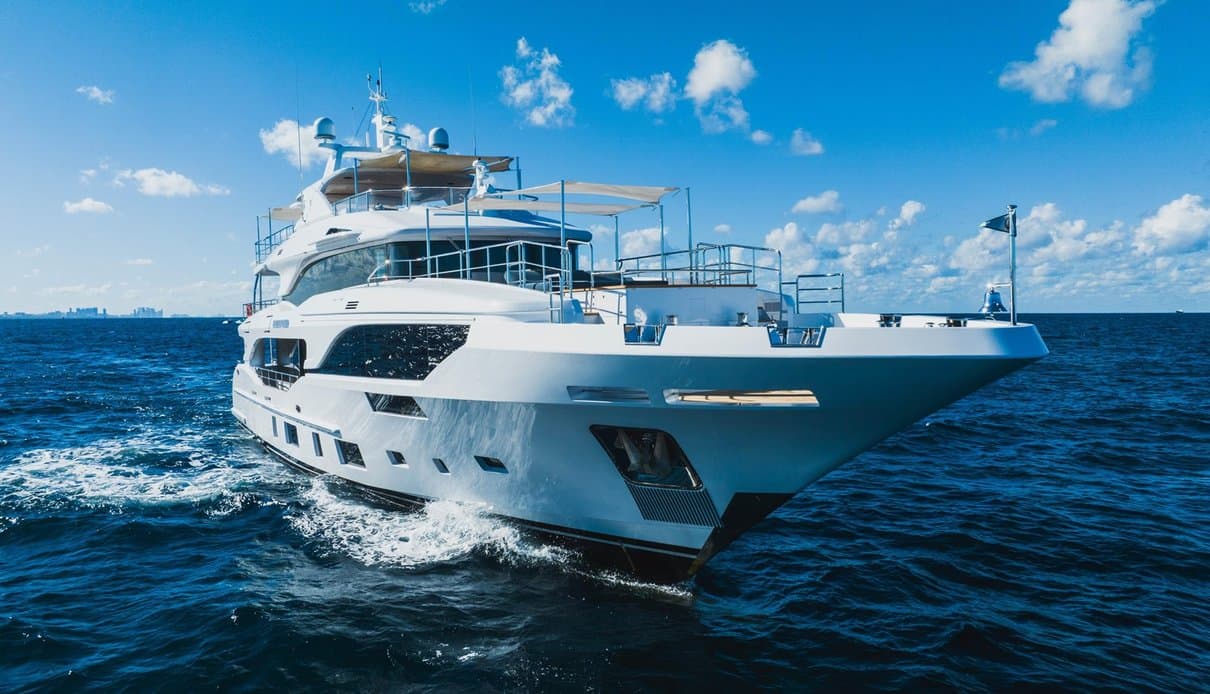 TRAMONTO - ext stbd | Drivas Yachts