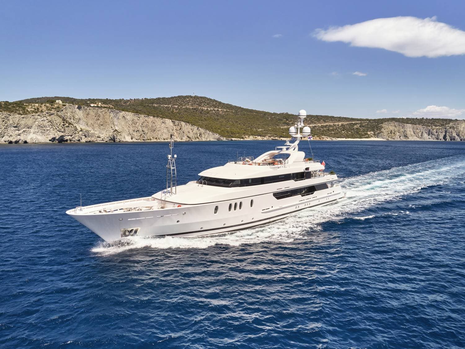 SEAHORSE - ext stbd | Drivas Yachts