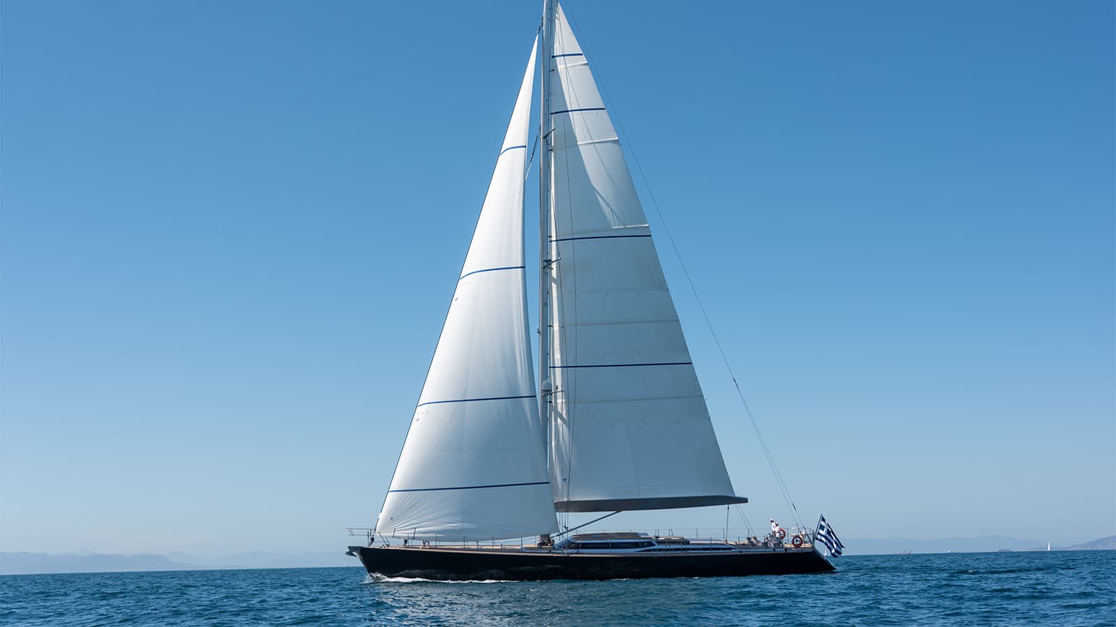 BLACK LION - ext running | Drivas Yachts