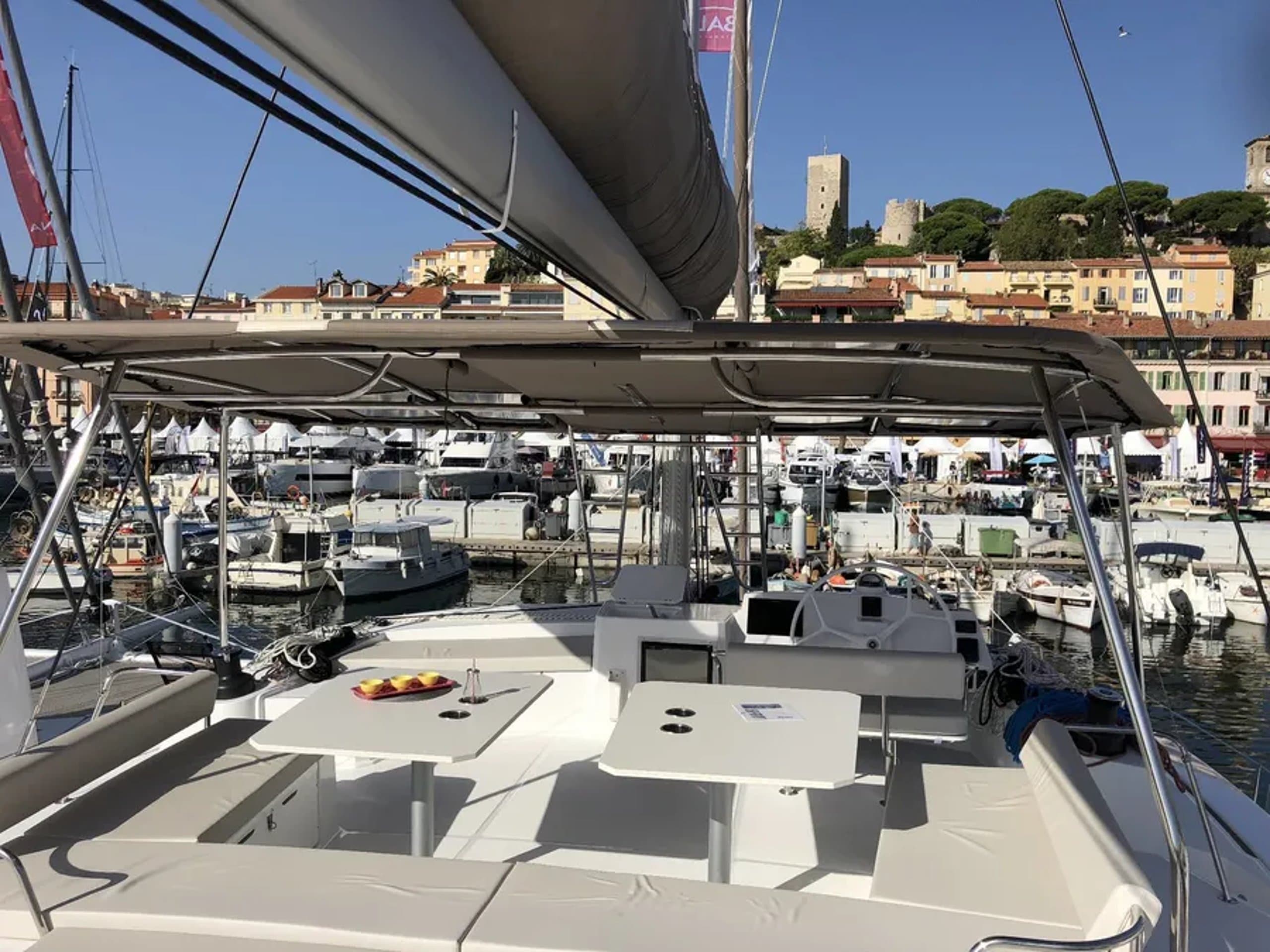 KOS 54.CAT | Drivas Yachts