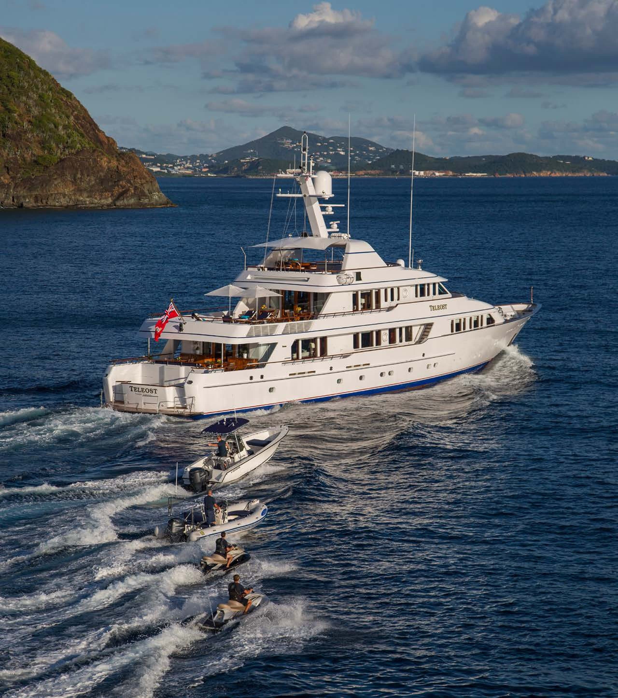 TELEOST | Drivas Yachts