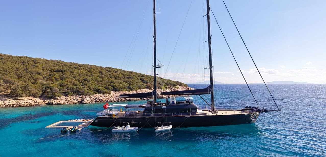OGUZ KHAN - ext | Drivas Yachts