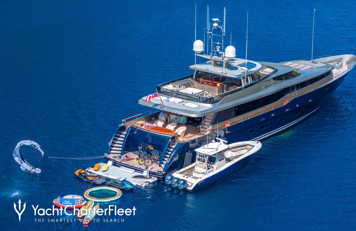 Motor yacht VESPER 40m by Alloy Yachts — photo 5