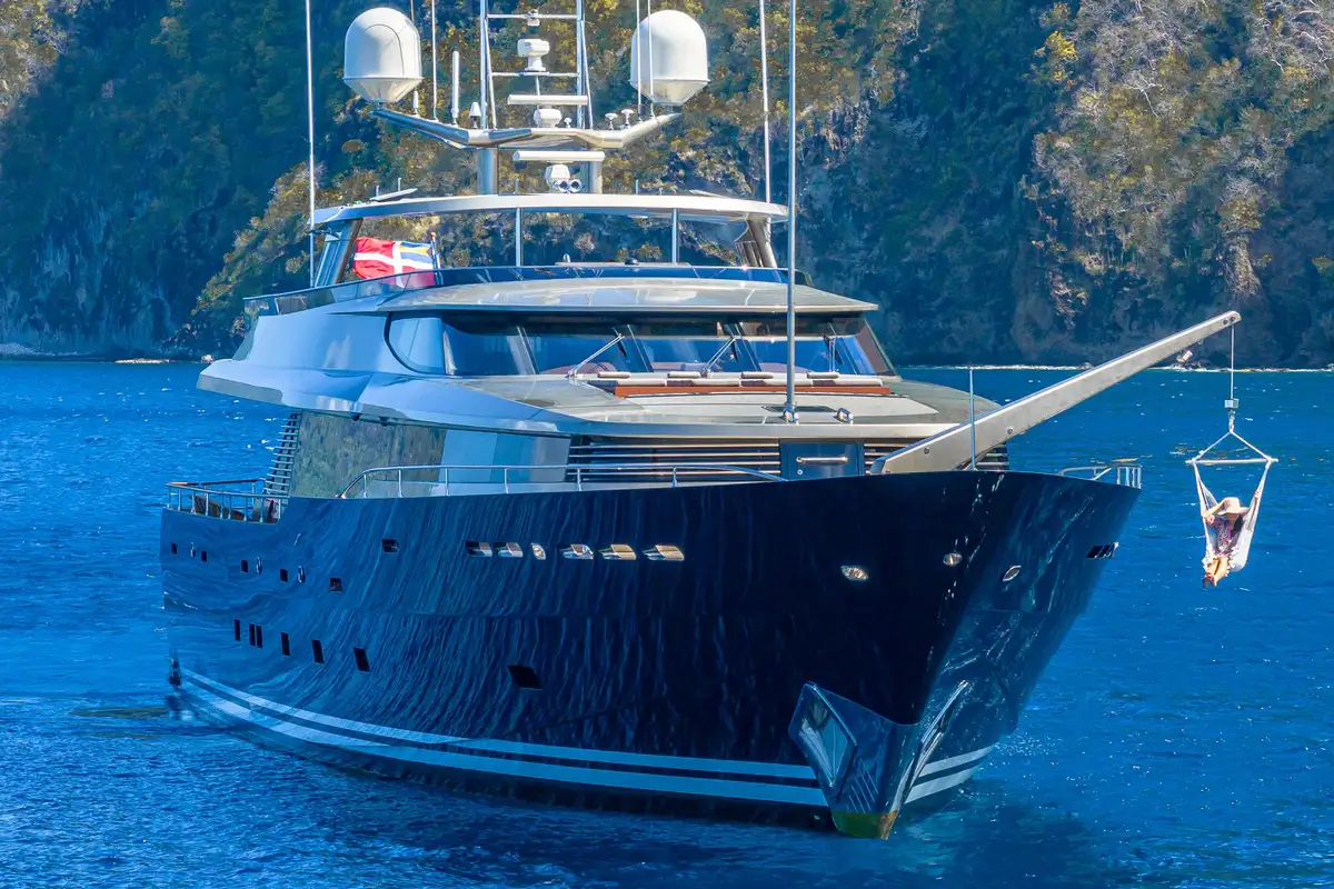 VESPER - ext stbd | Drivas Yachts