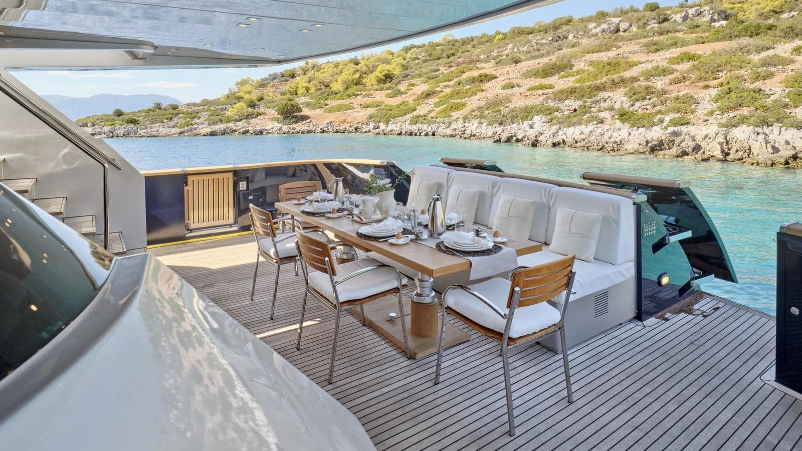 AMICI PER SEMPRE - deck aft | Drivas Yachts
