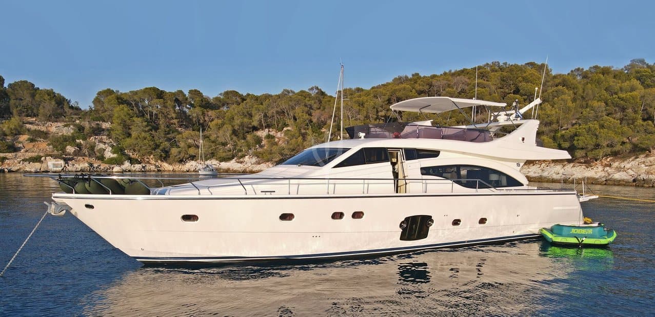 FLOW - ext | Drivas Yachts
