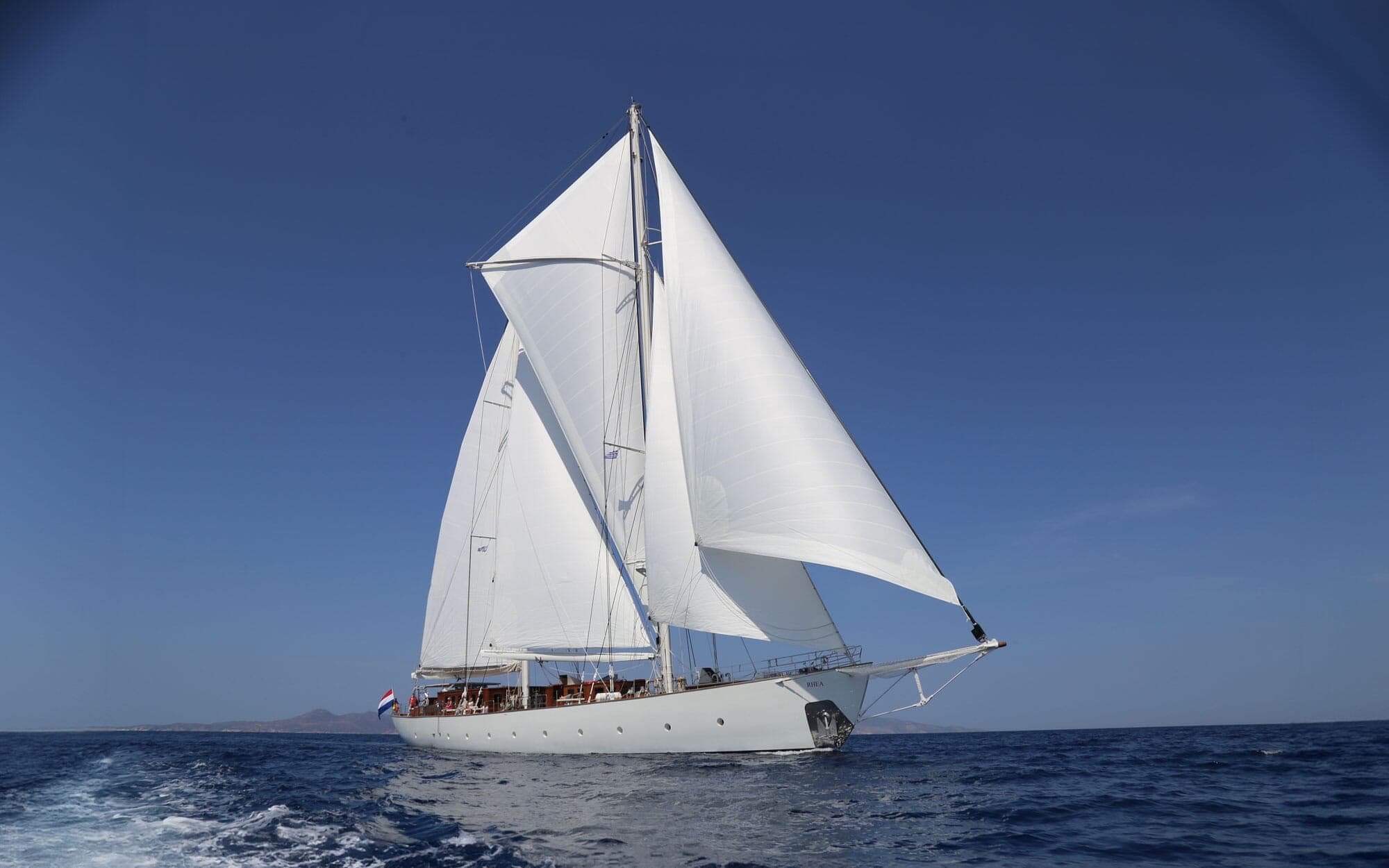 RHEA - ext running | Drivas Yachts