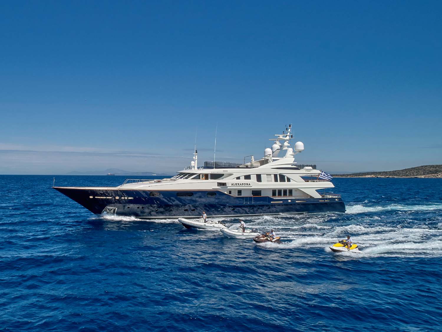 ALEXANDRA - ext running | Drivas Yachts