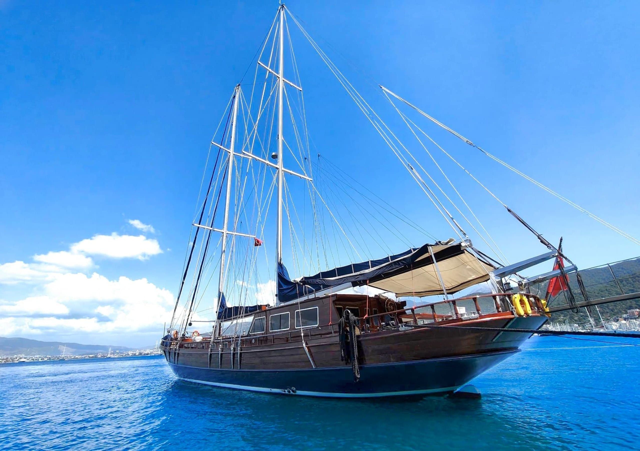 CAROLINA | Drivas Yachts