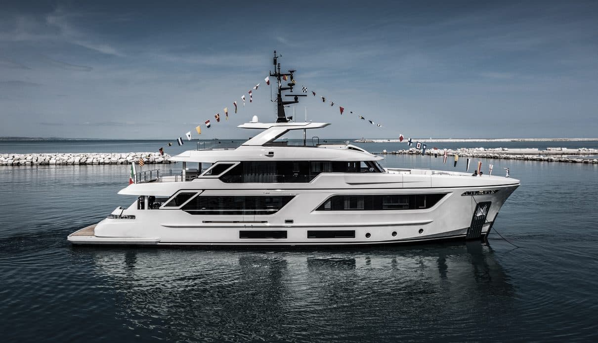Stellamar - ext | Drivas Yachts